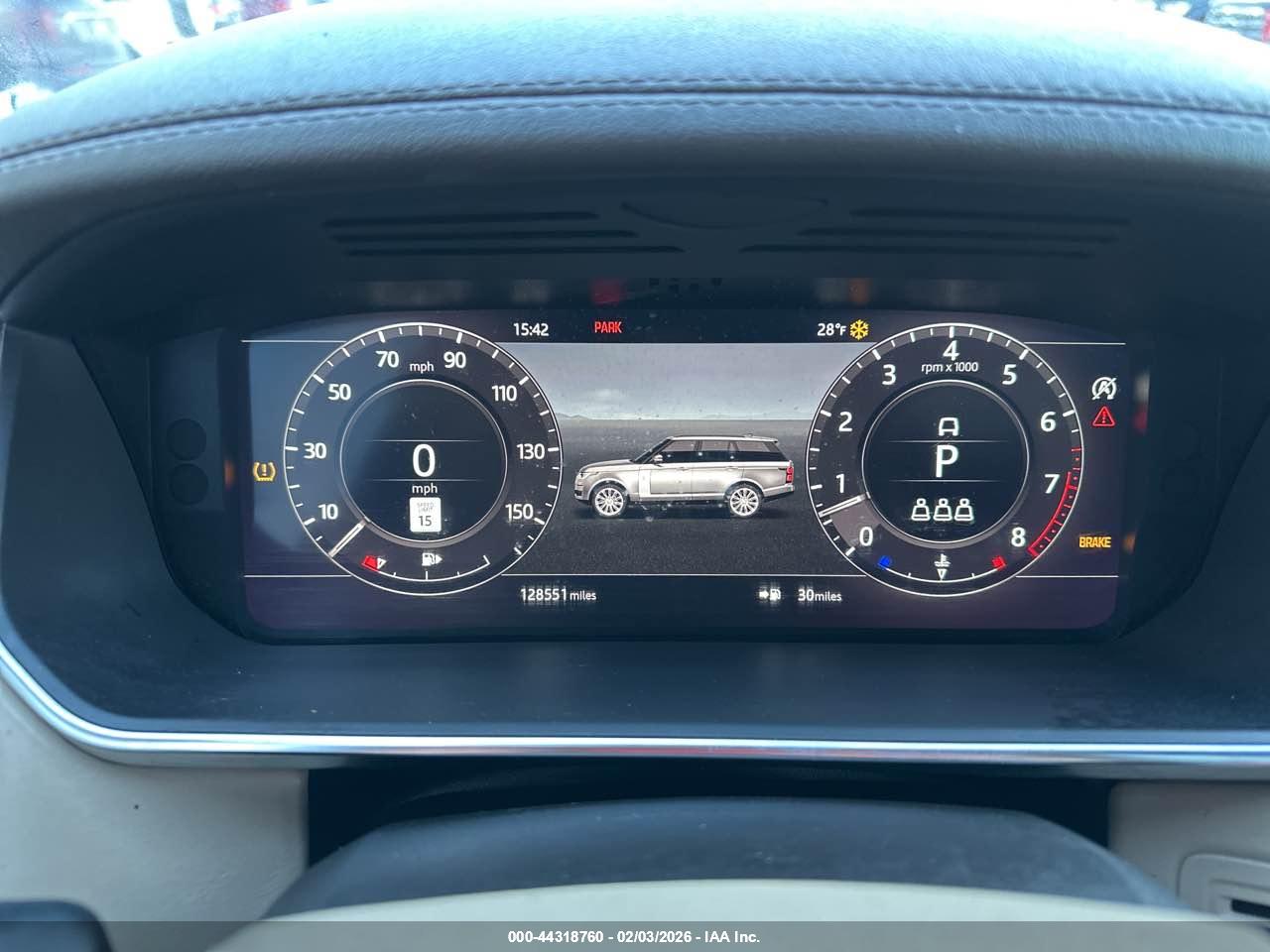 LAND ROVER image 7