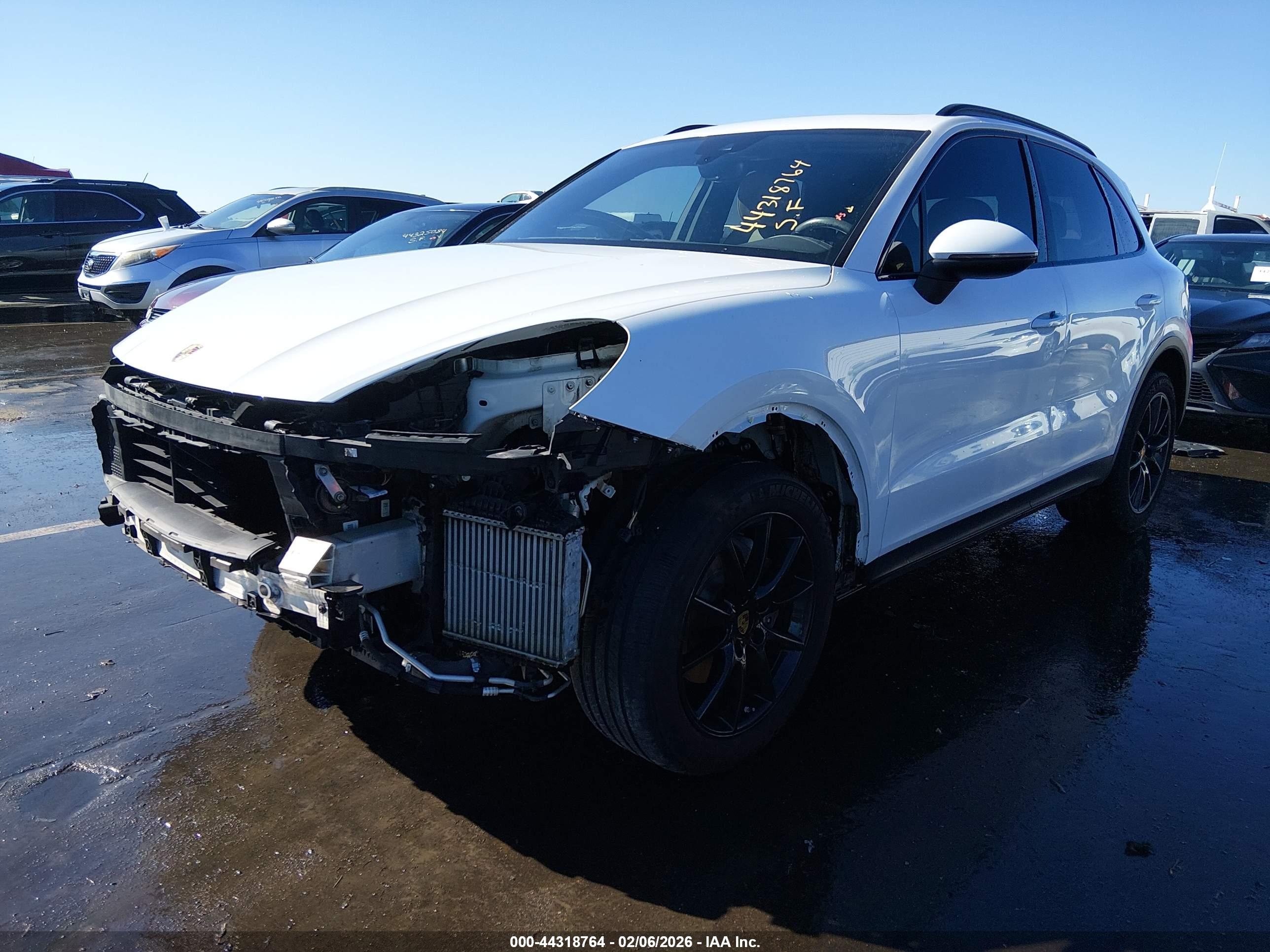 PORSCHE CAYENNE image 2