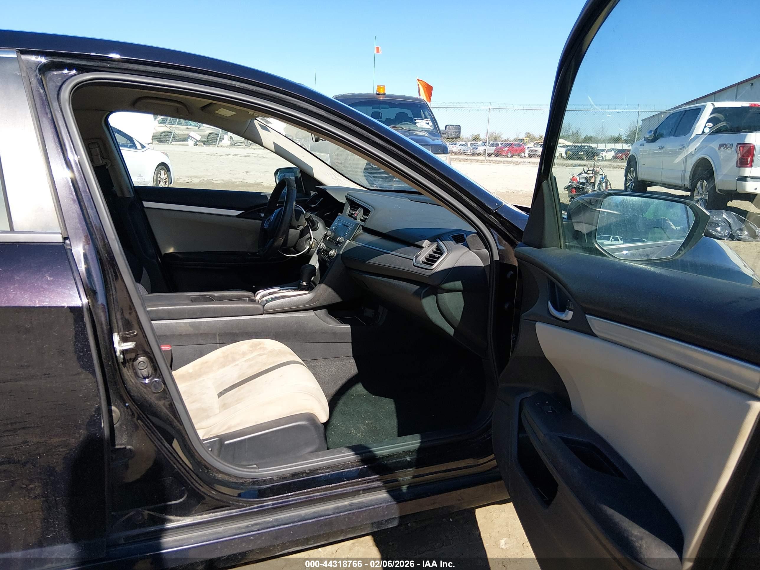 HONDA CIVIC image 5