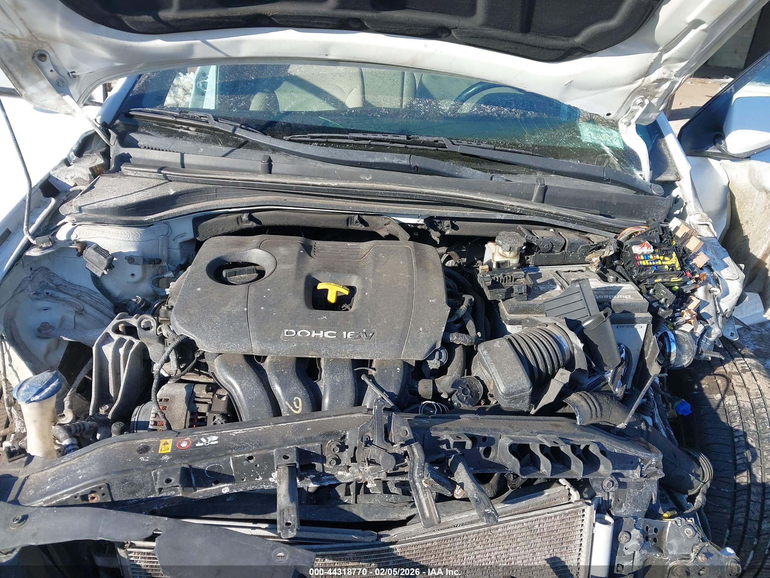 HYUNDAI ELANTRA image 10