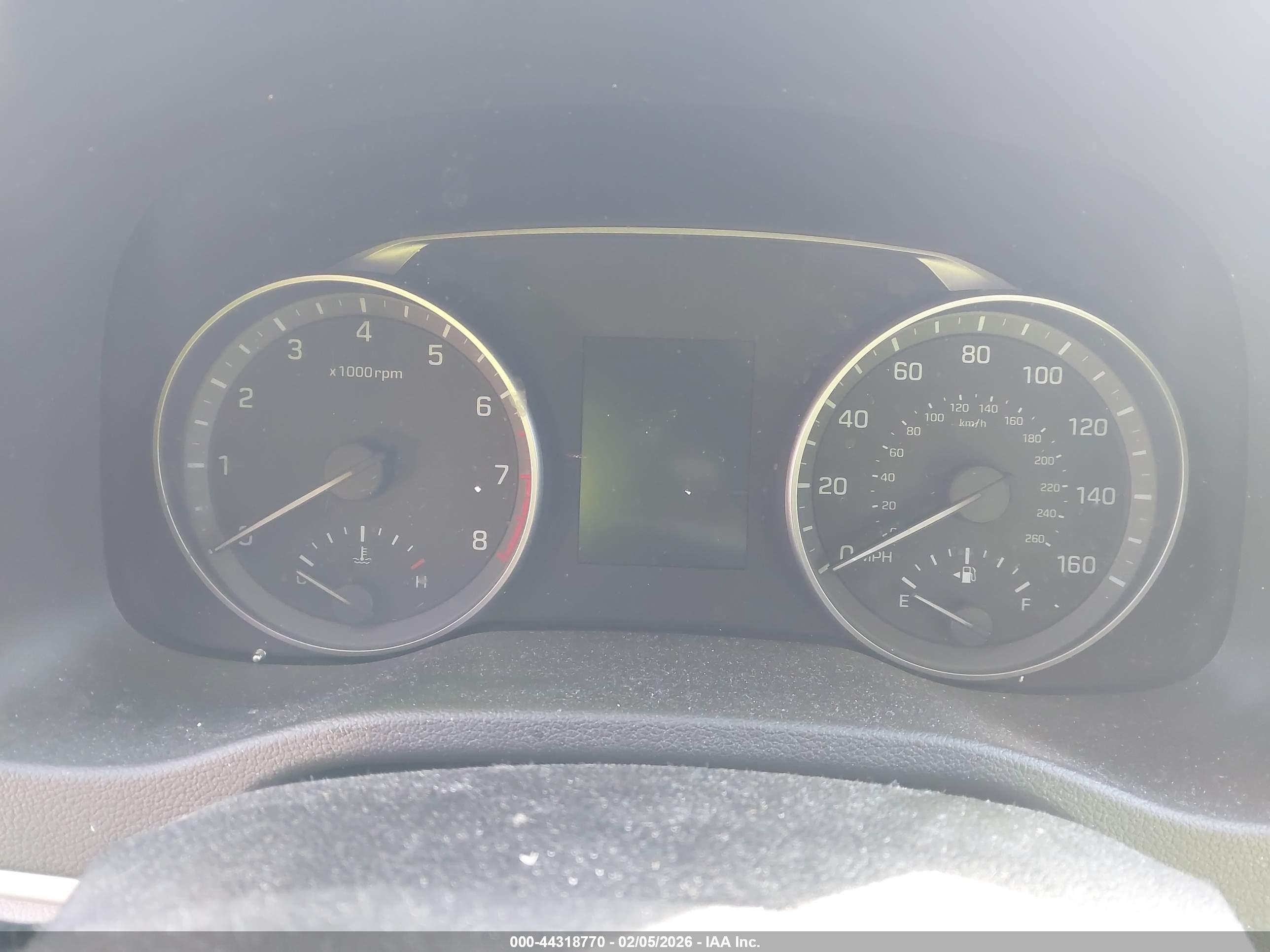 HYUNDAI ELANTRA image 7