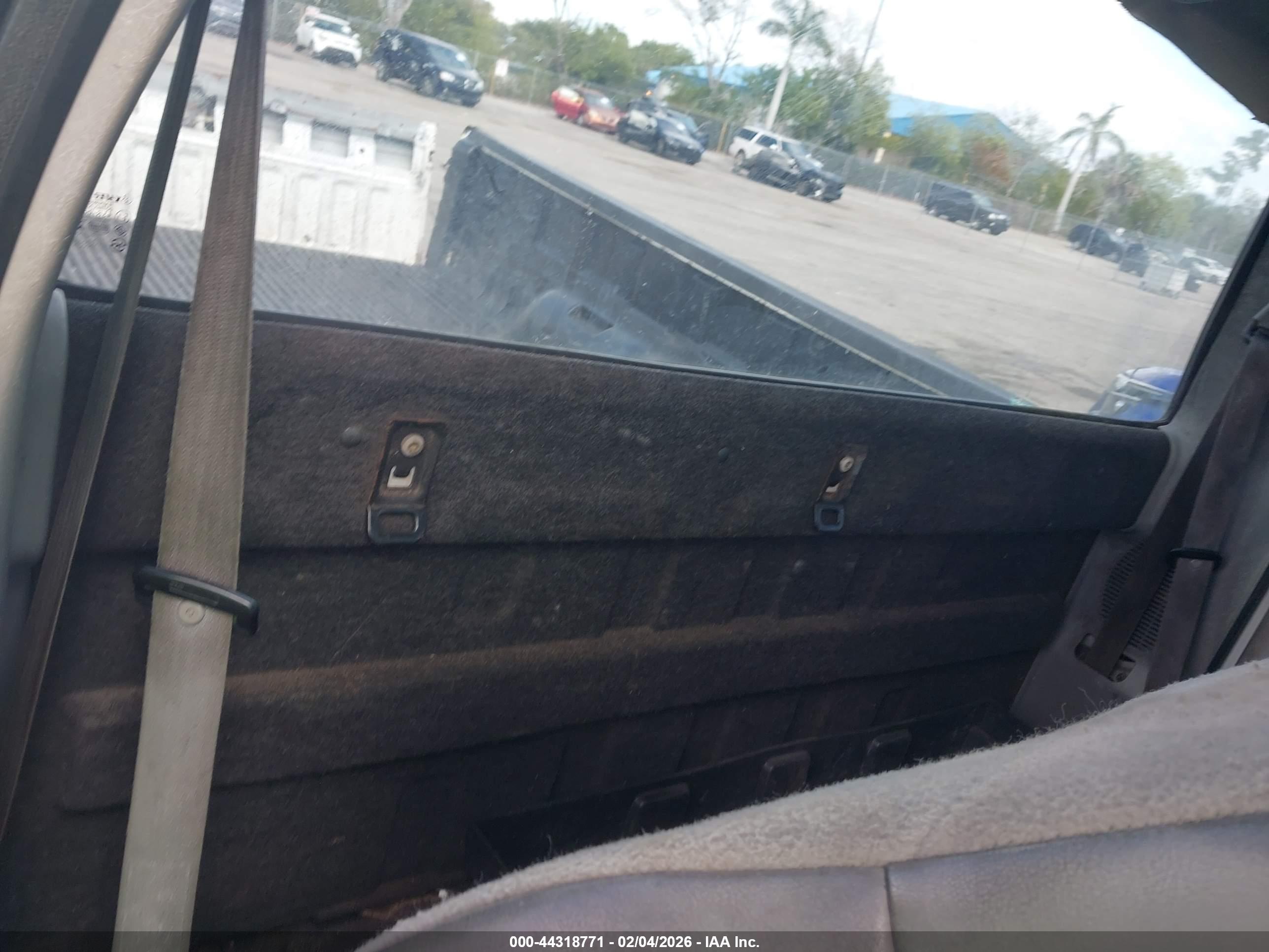 FORD F-250 image 8