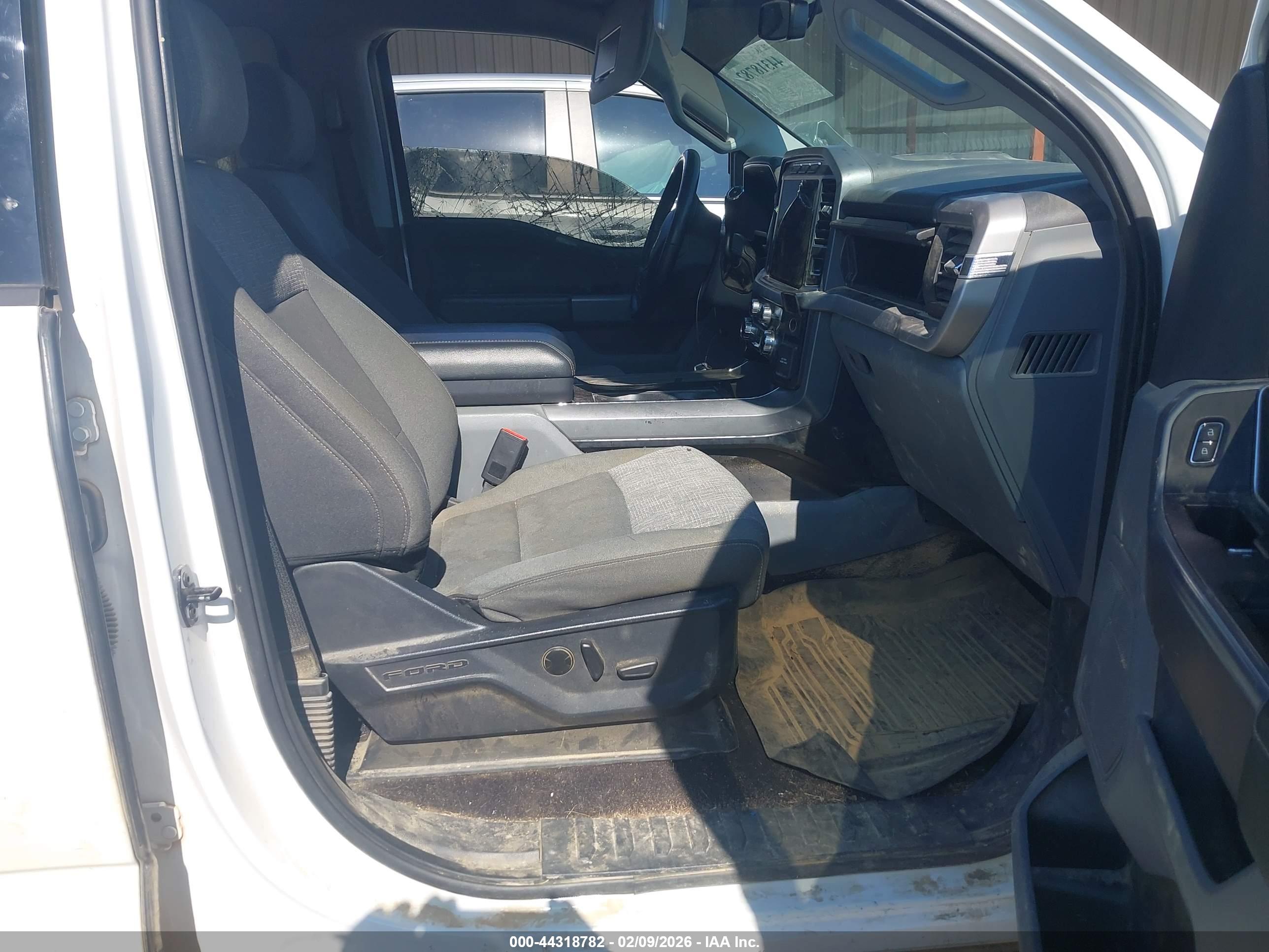 FORD F-150 image 5