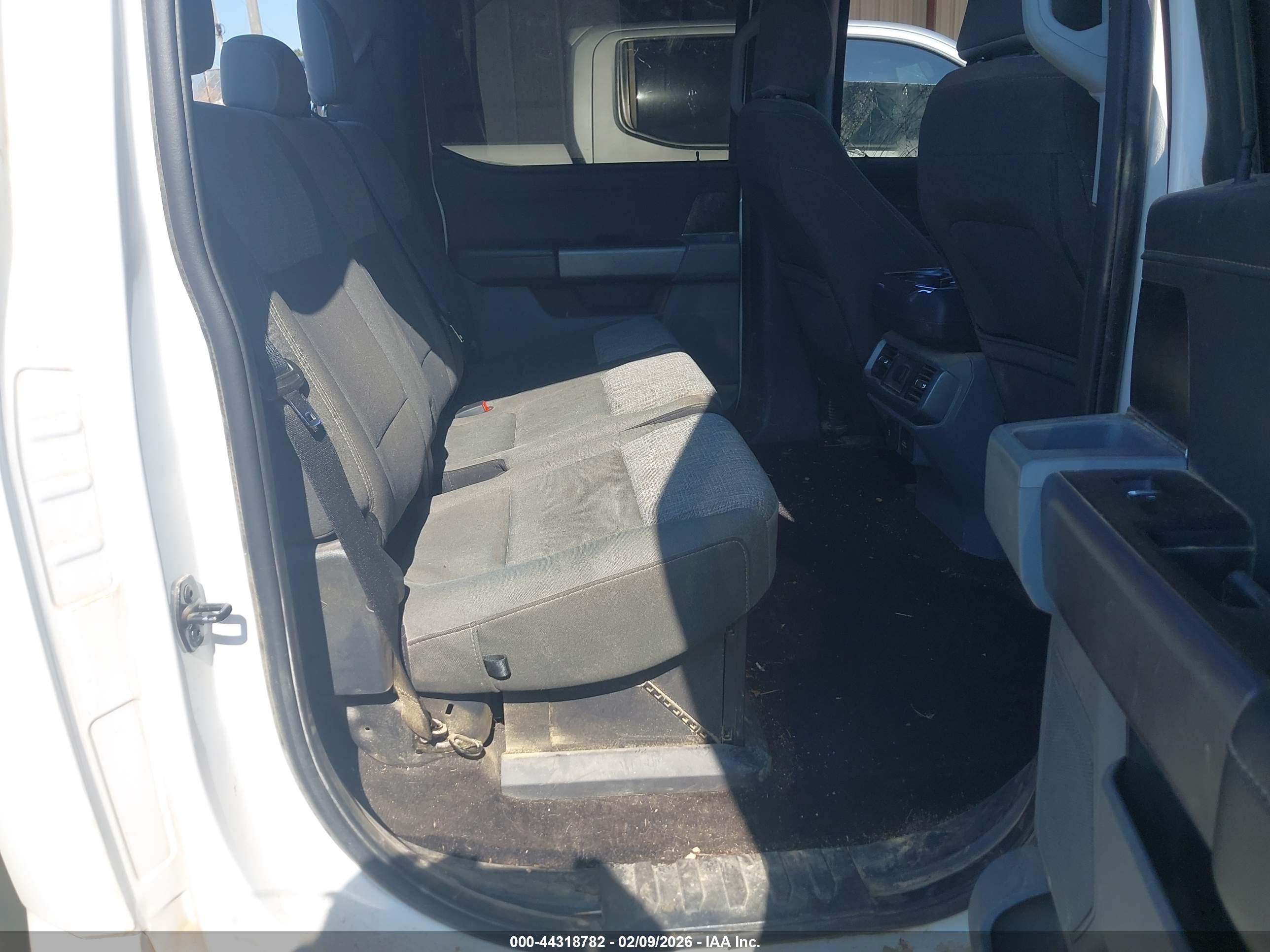 FORD F-150 image 8