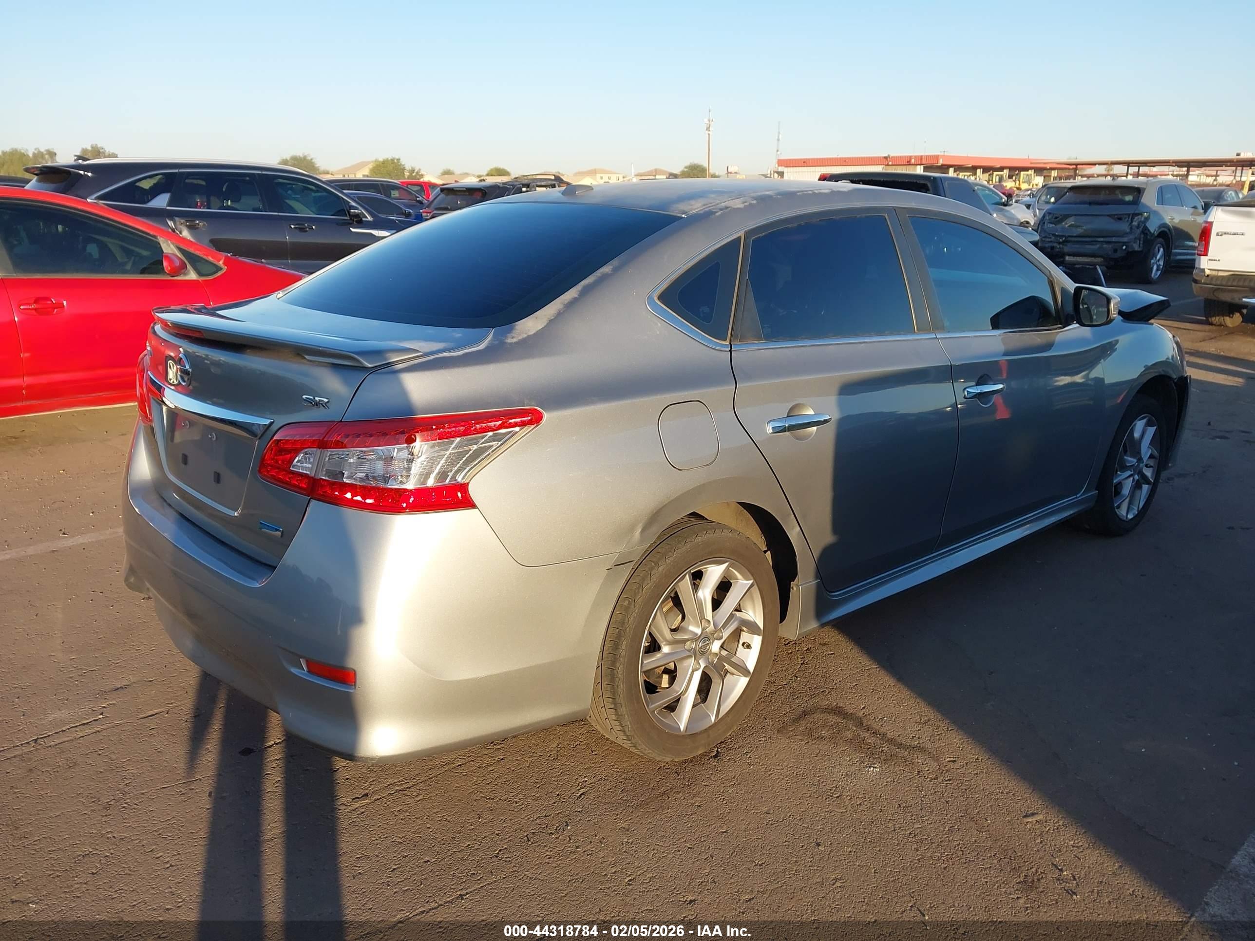 NISSAN SENTRA image 4