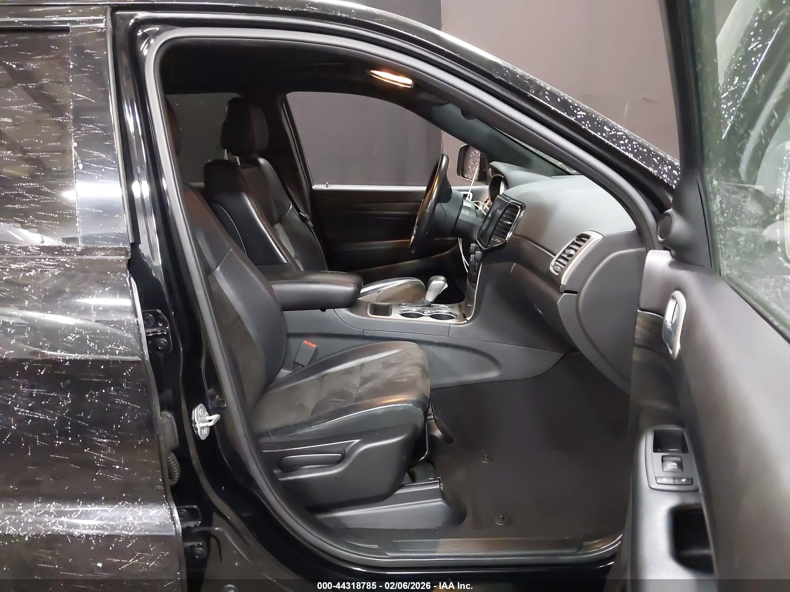 JEEP GRAND image 5
