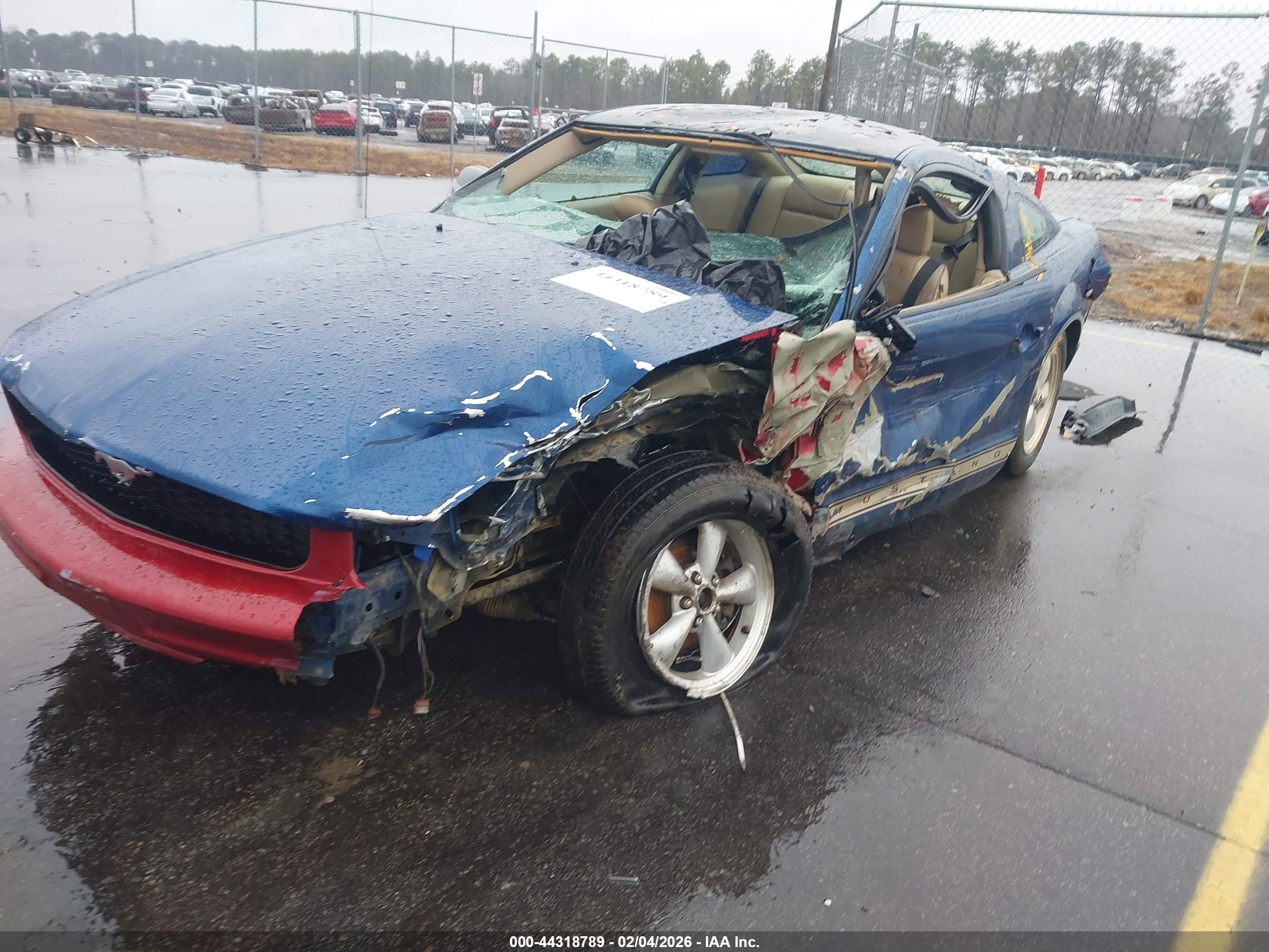 FORD MUSTANG image 2