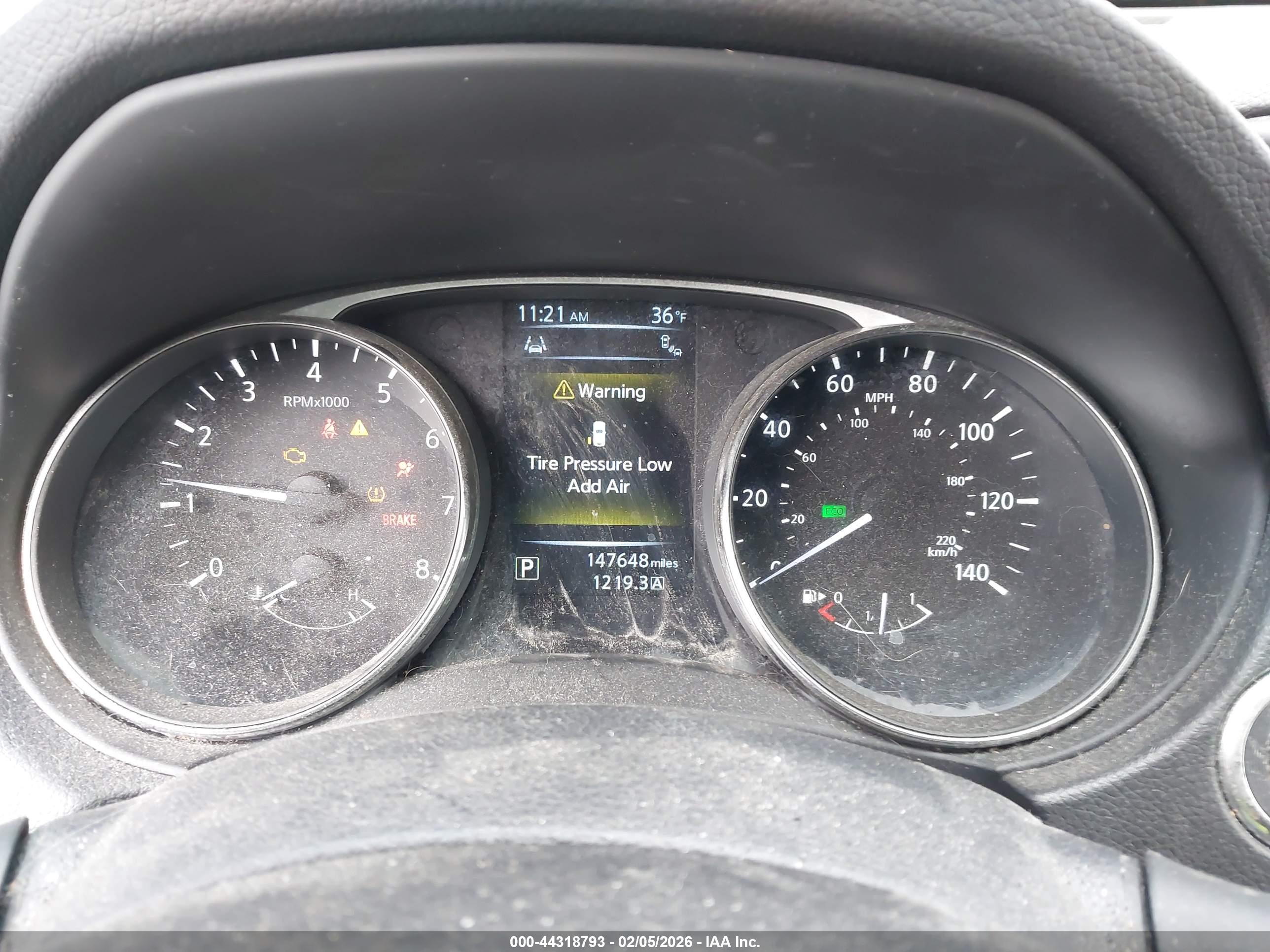 NISSAN ROGUE image 7