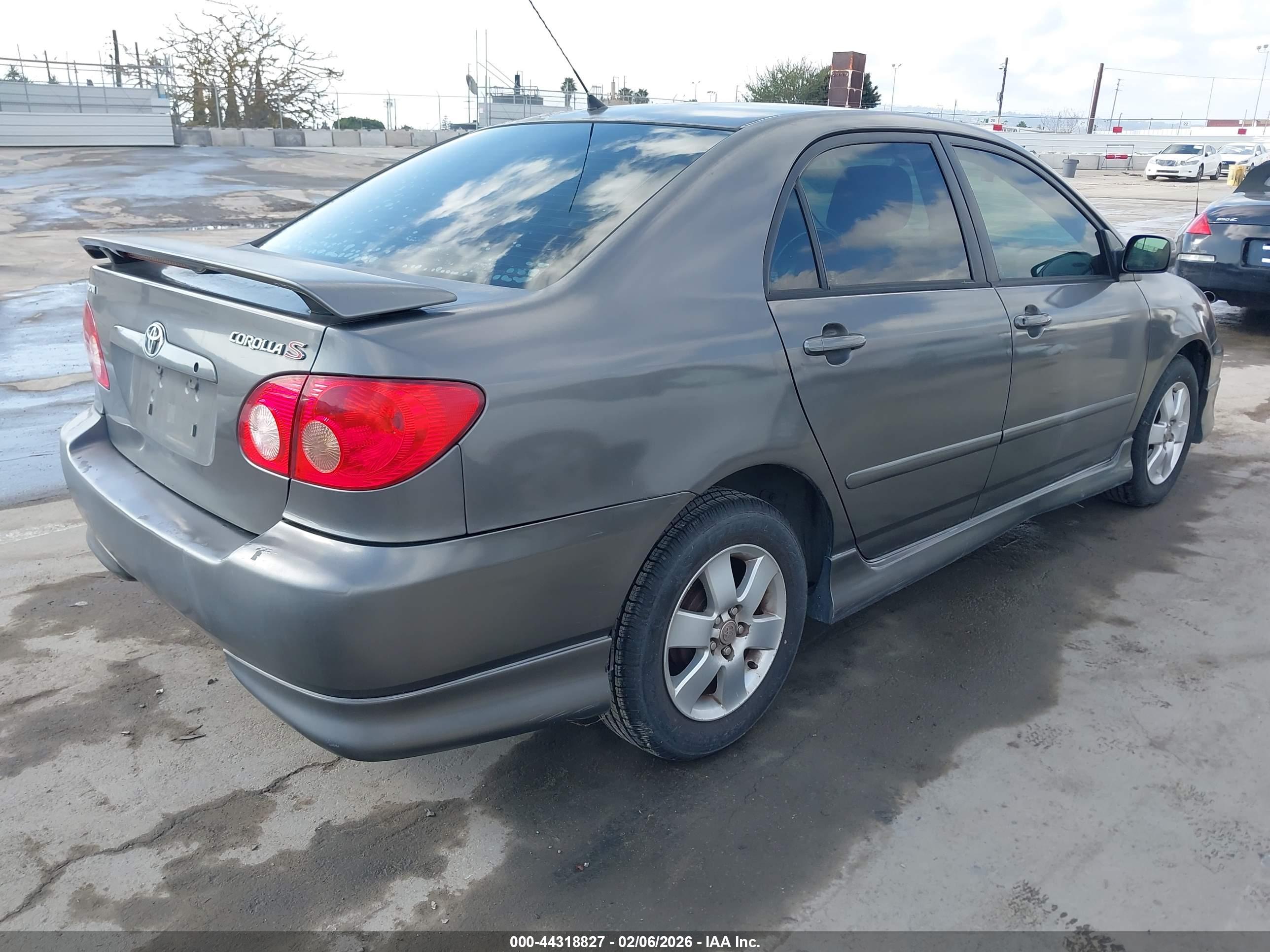 TOYOTA COROLLA image 4