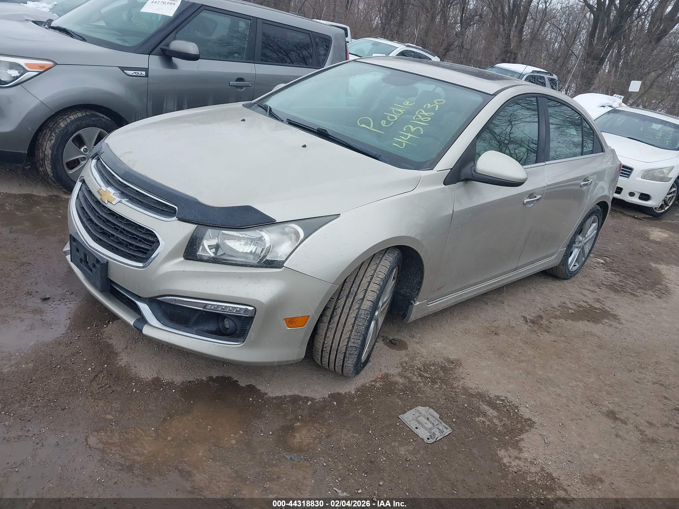 CHEVROLET CRUZE image 2