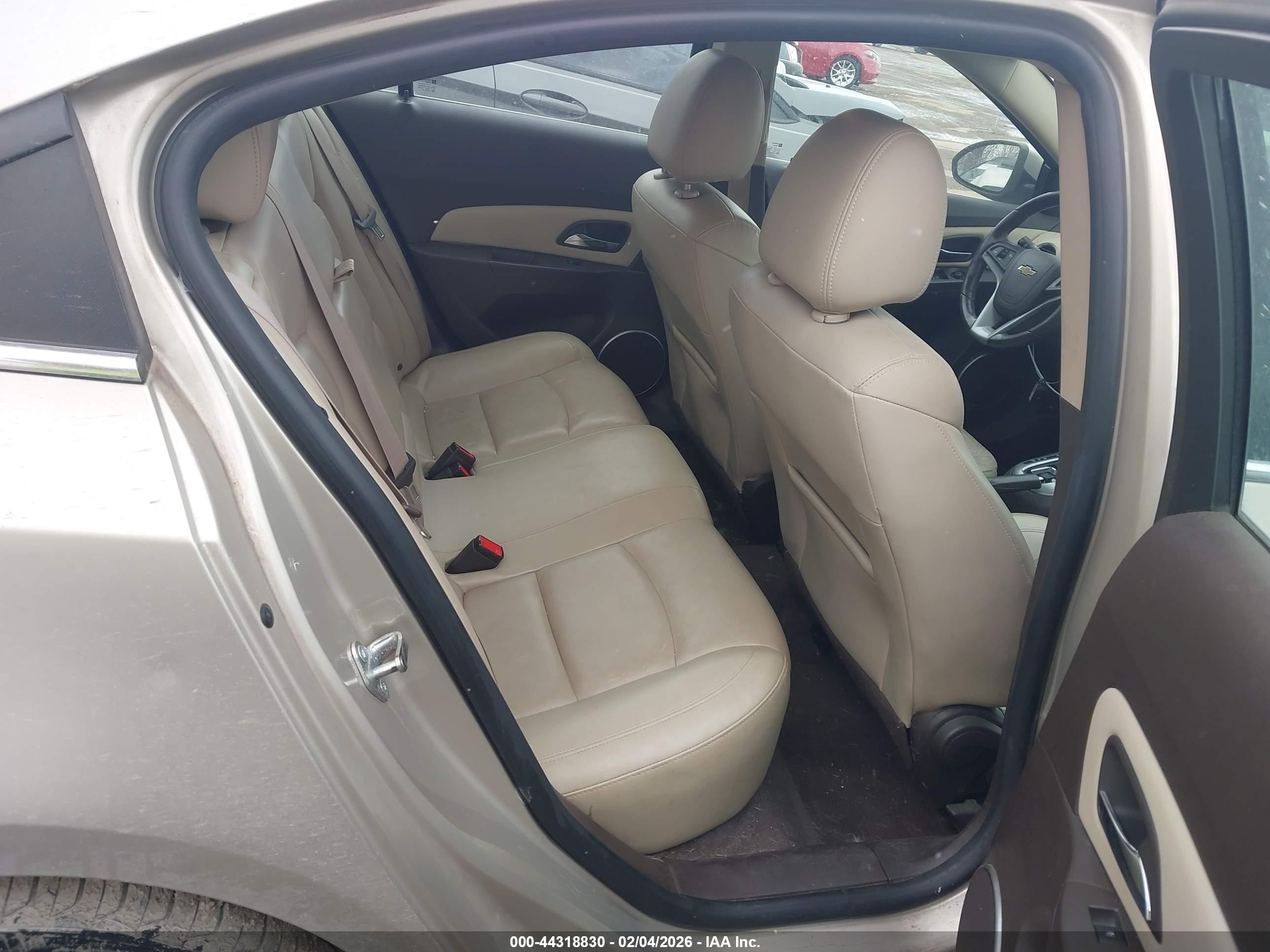 CHEVROLET CRUZE image 8