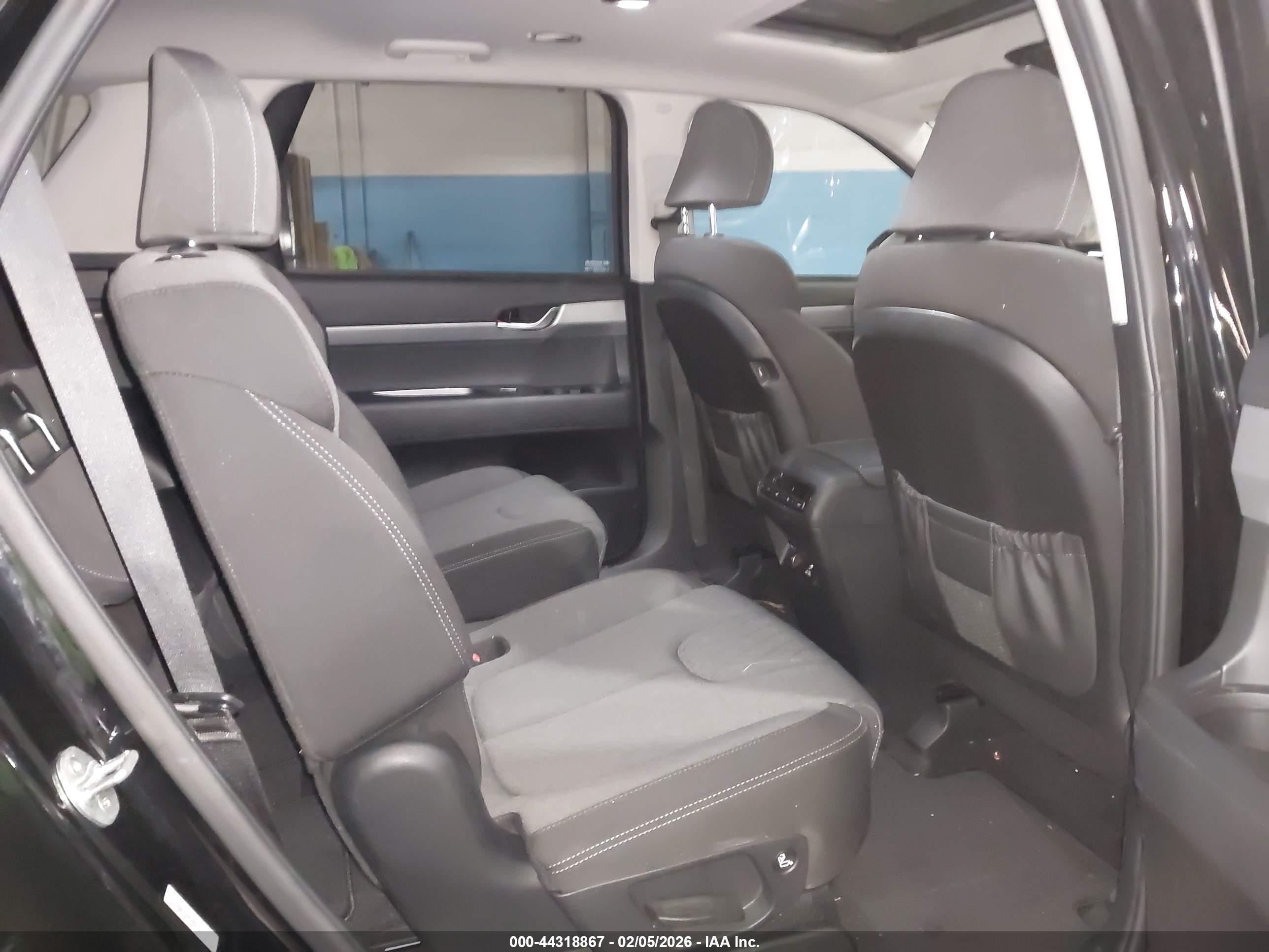 HYUNDAI PALISADE image 8