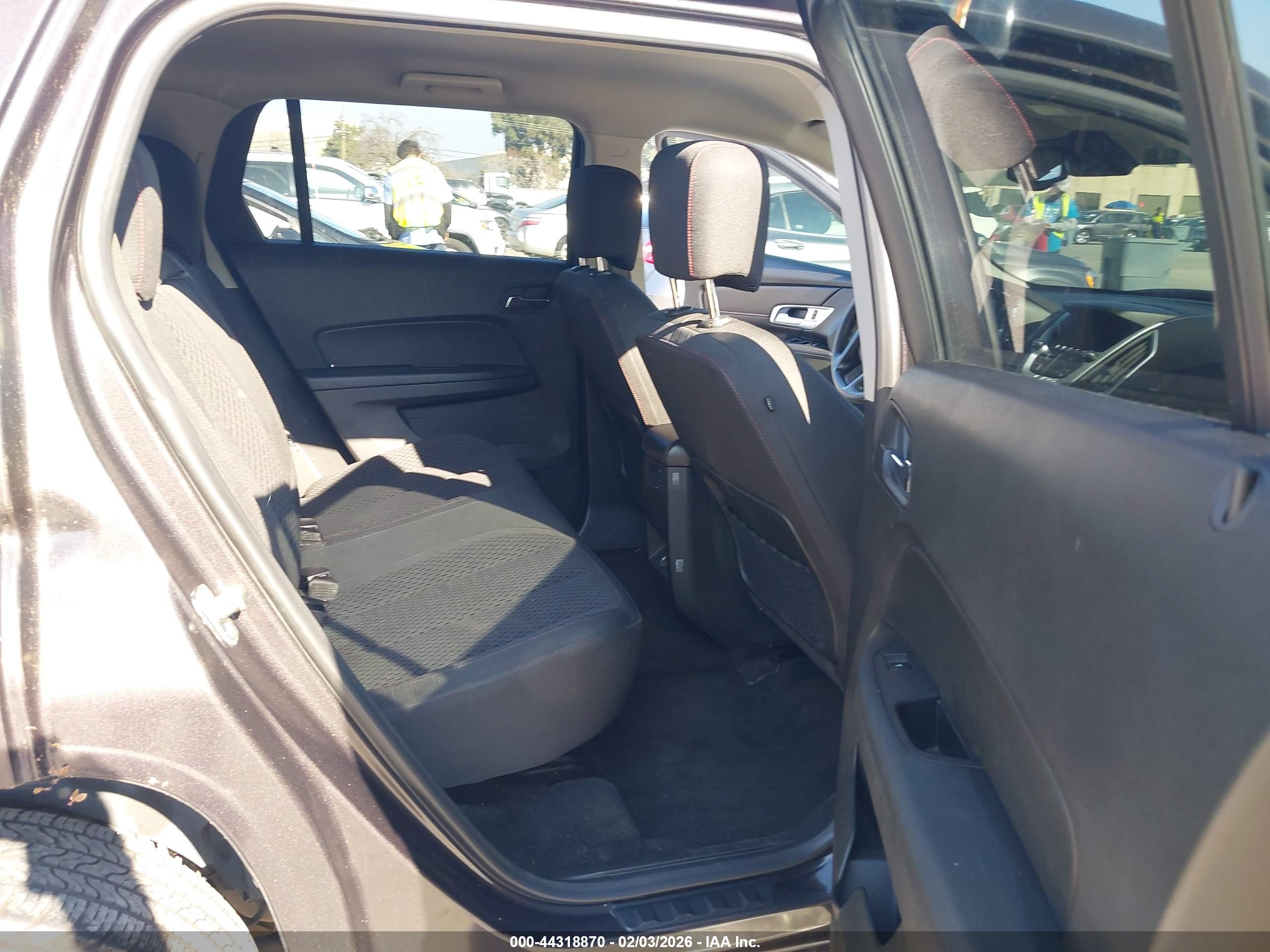 GMC TERRAIN image 8