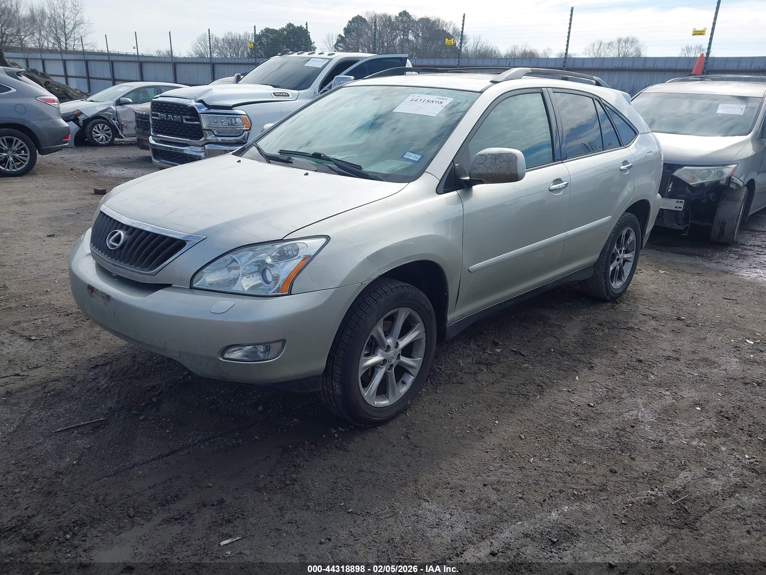 LEXUS RX image 2