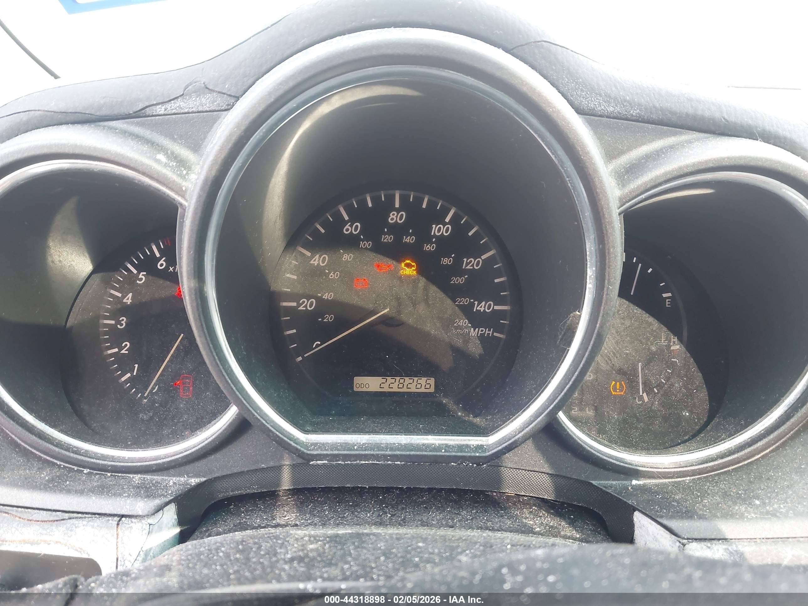 LEXUS RX image 7