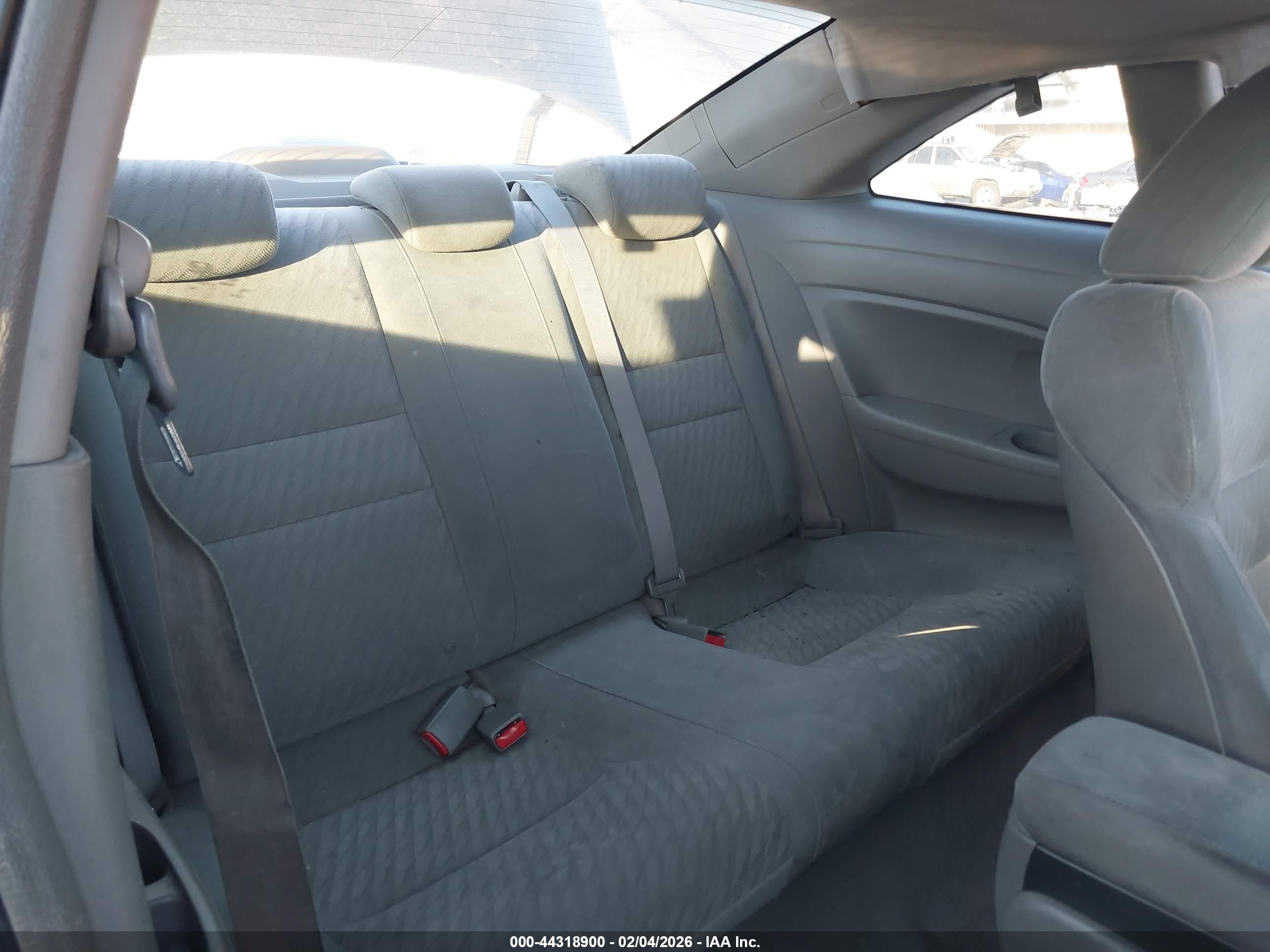 HONDA CIVIC image 8