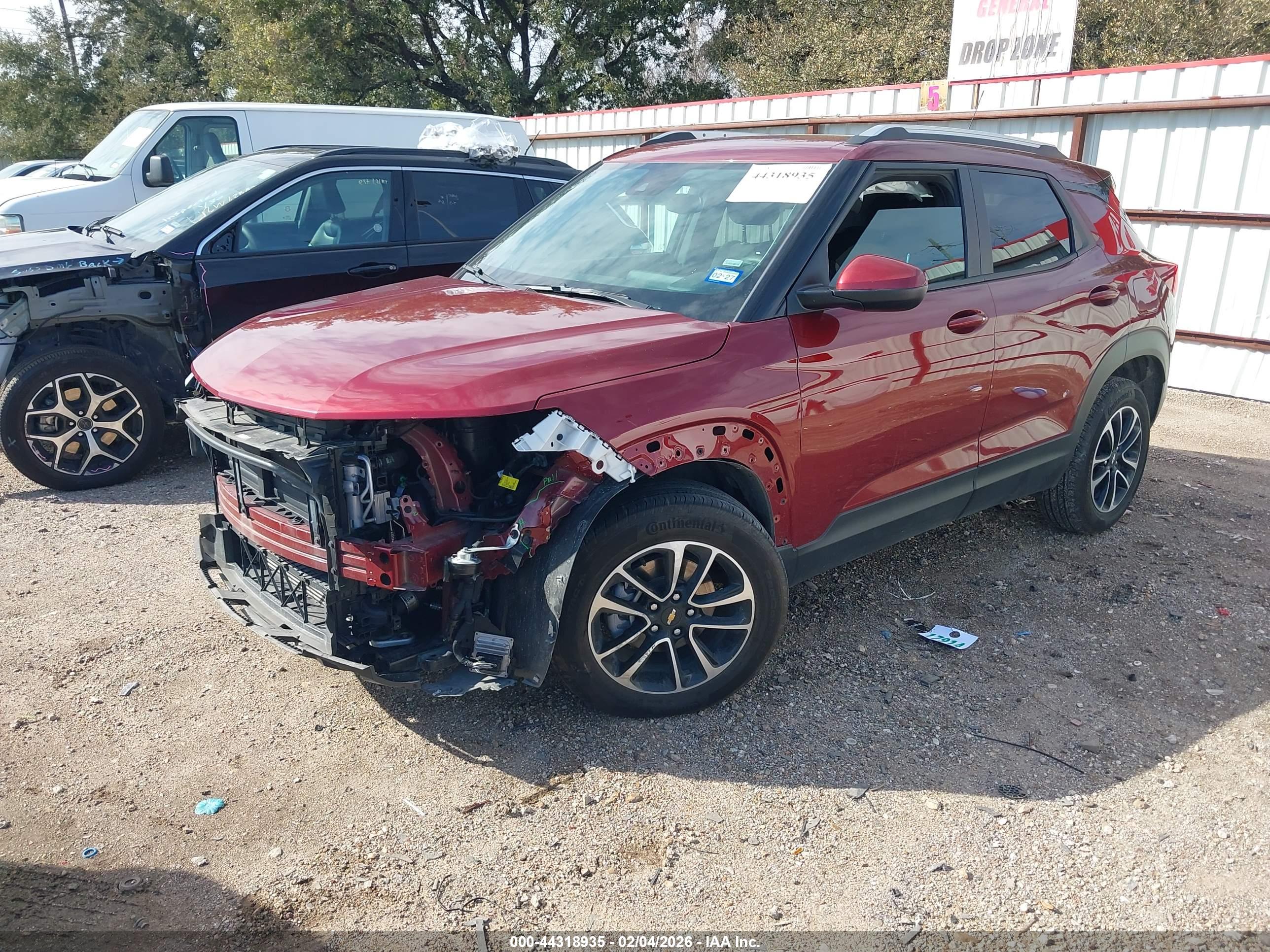 CHEVROLET TRAILBLAZER image 2