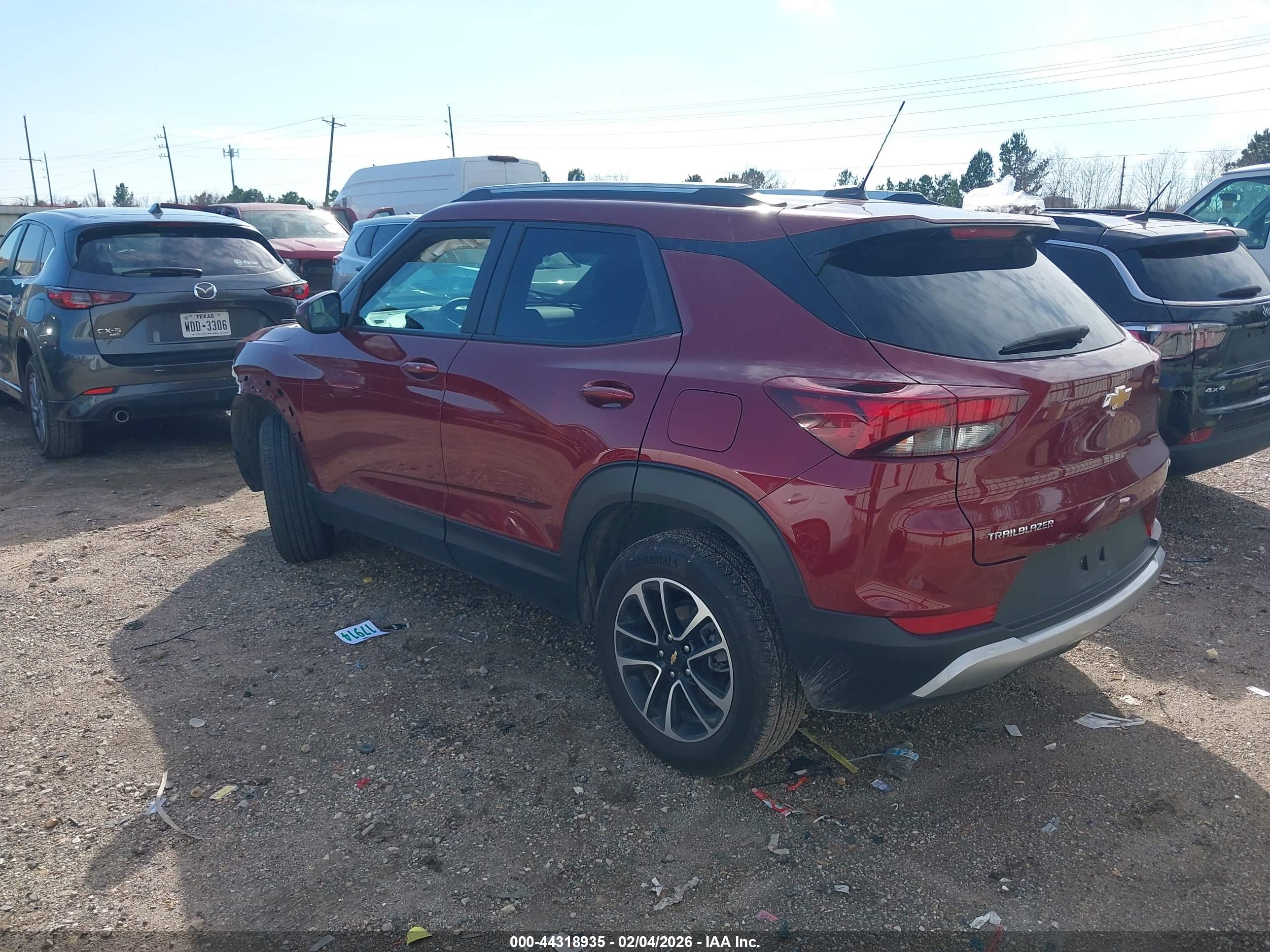 CHEVROLET TRAILBLAZER image 3
