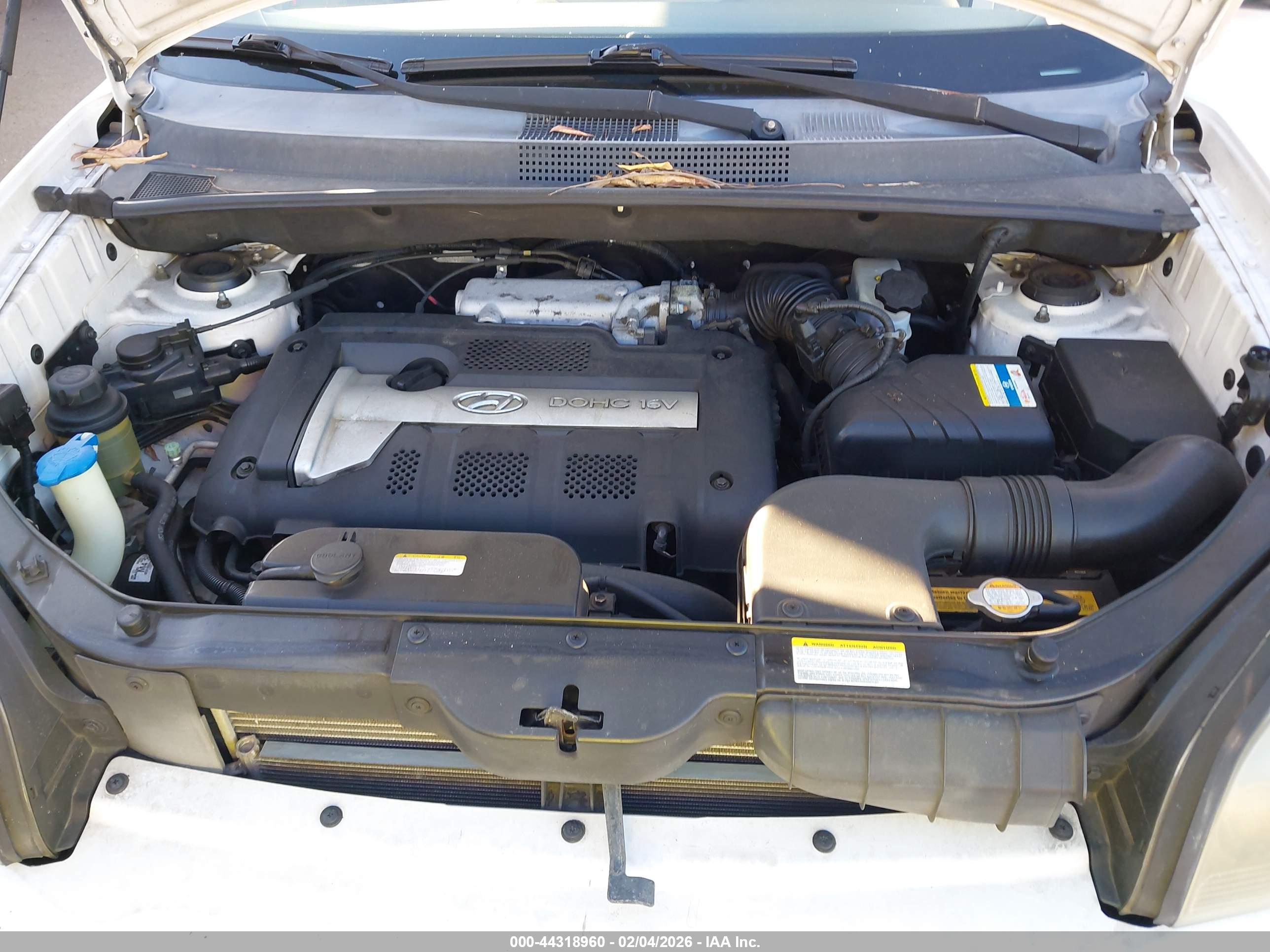 HYUNDAI TUCSON image 10