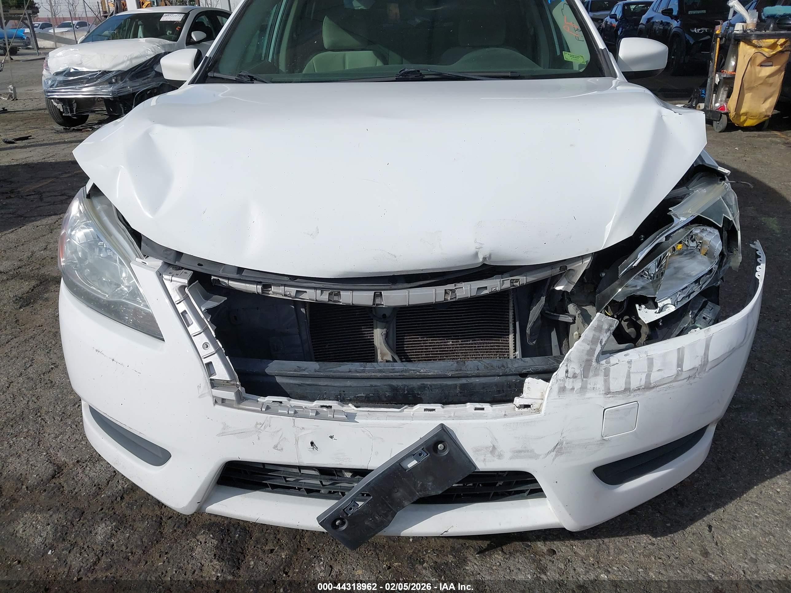 NISSAN SENTRA image 6