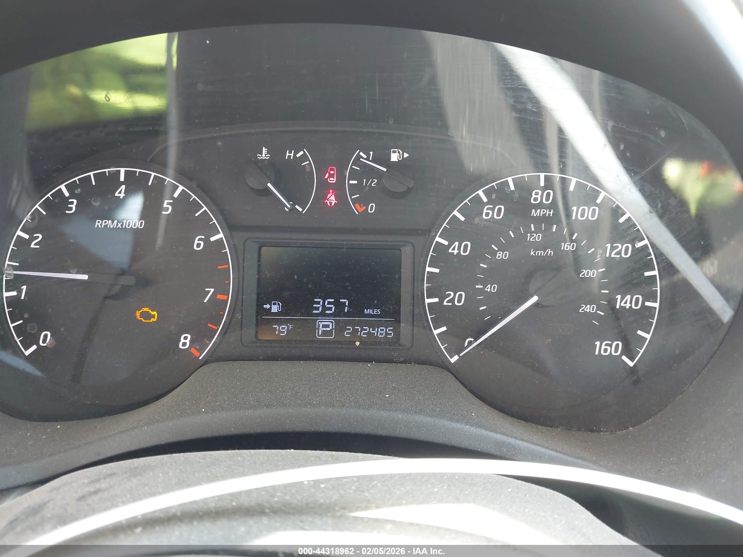 NISSAN SENTRA image 7