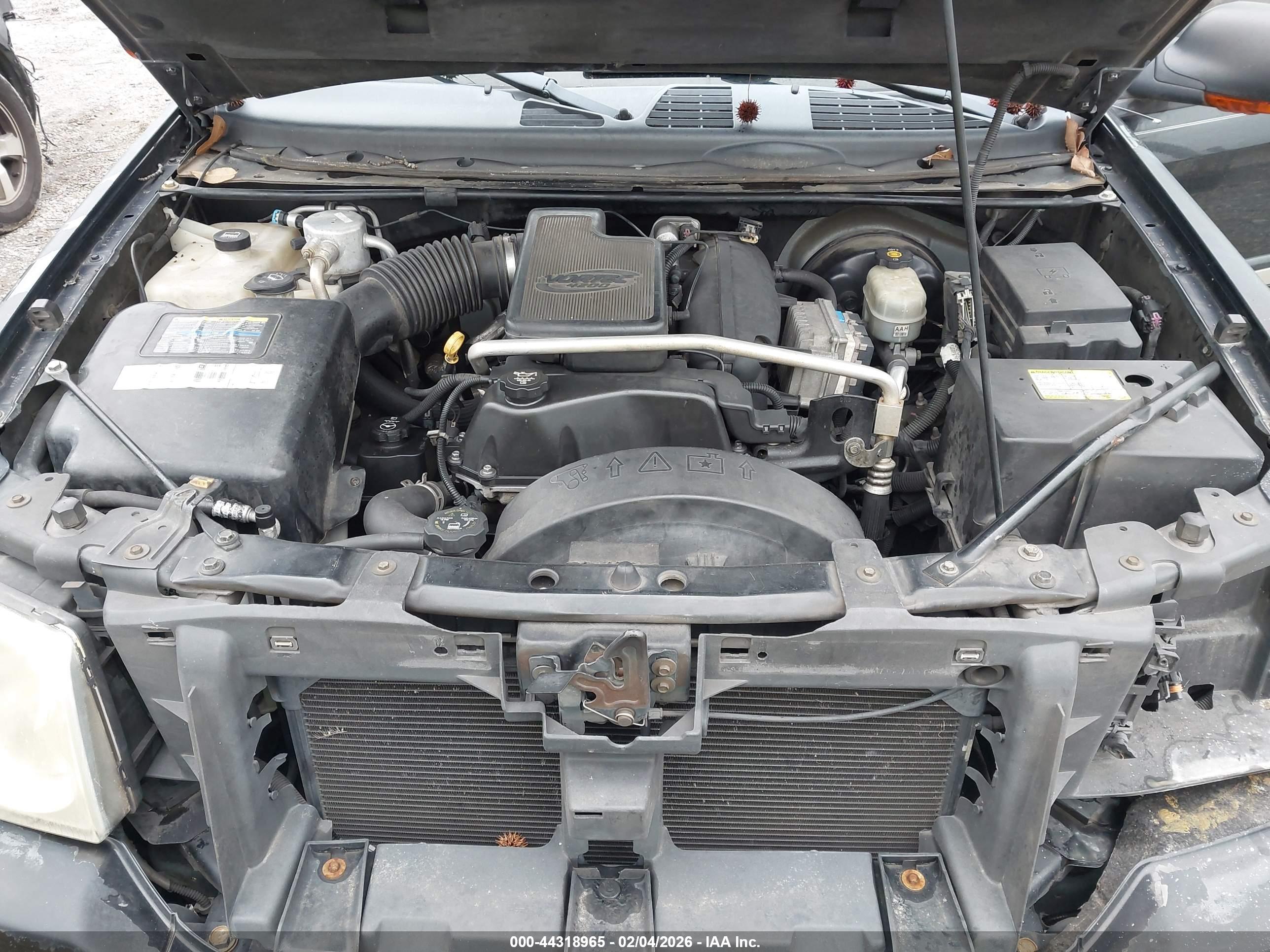 GMC ENVOY image 10