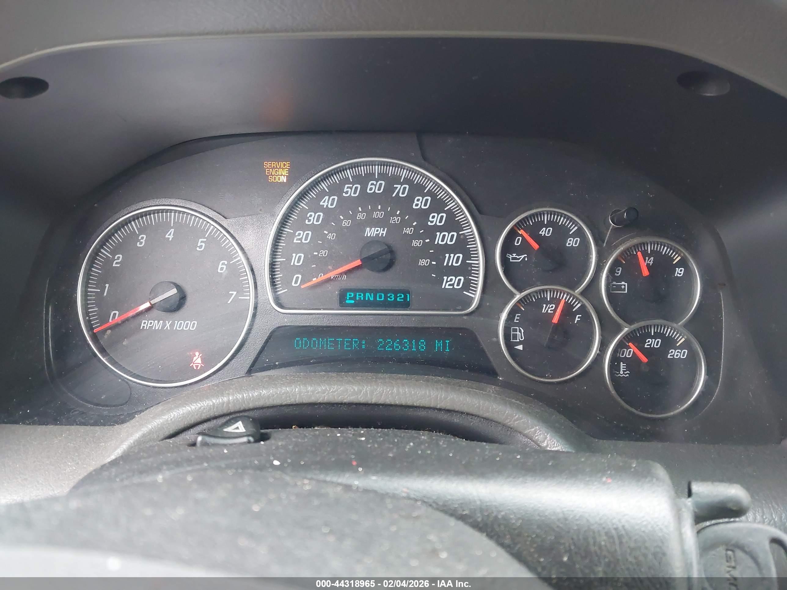 GMC ENVOY image 7