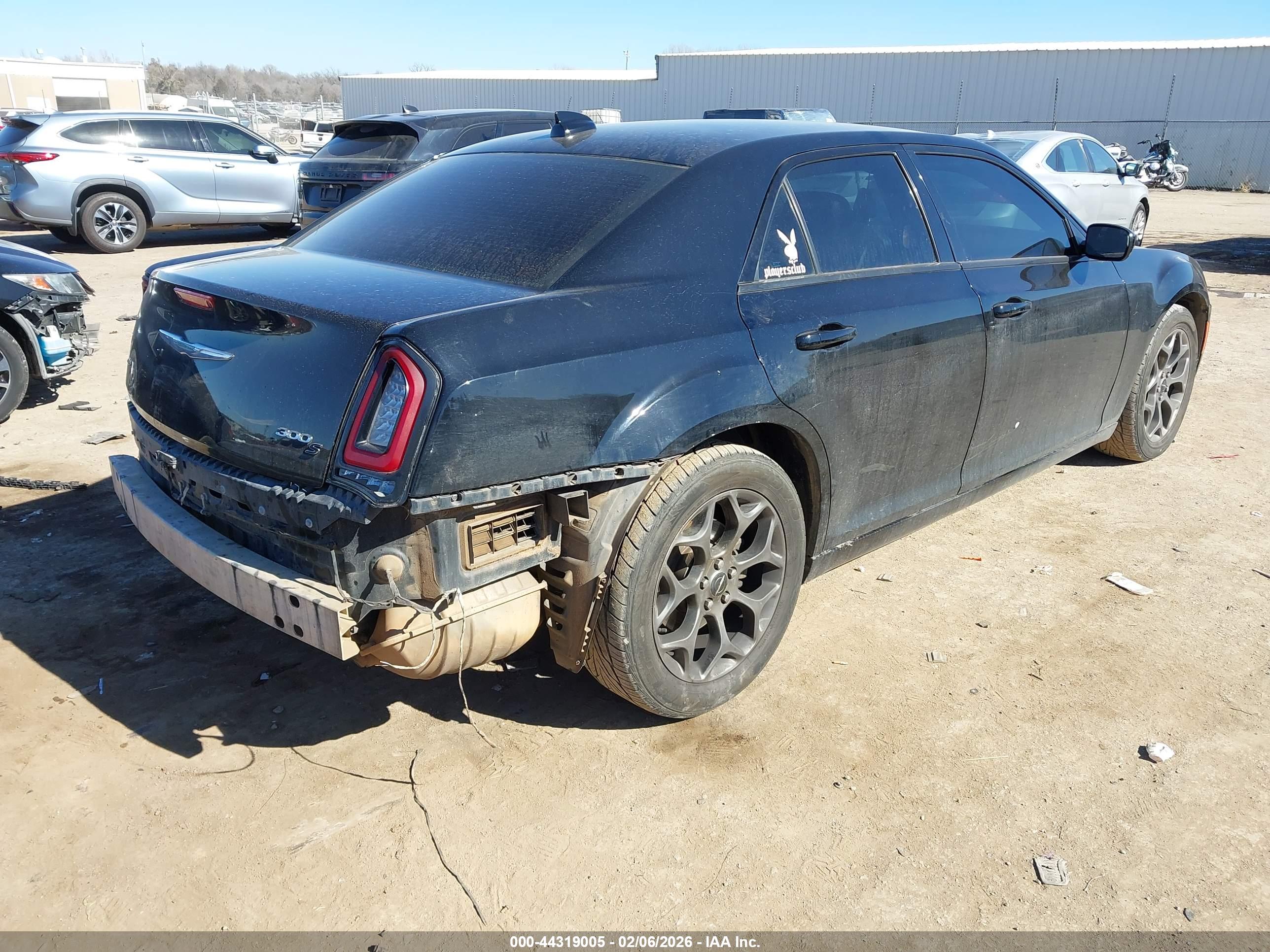 CHRYSLER 300 image 4