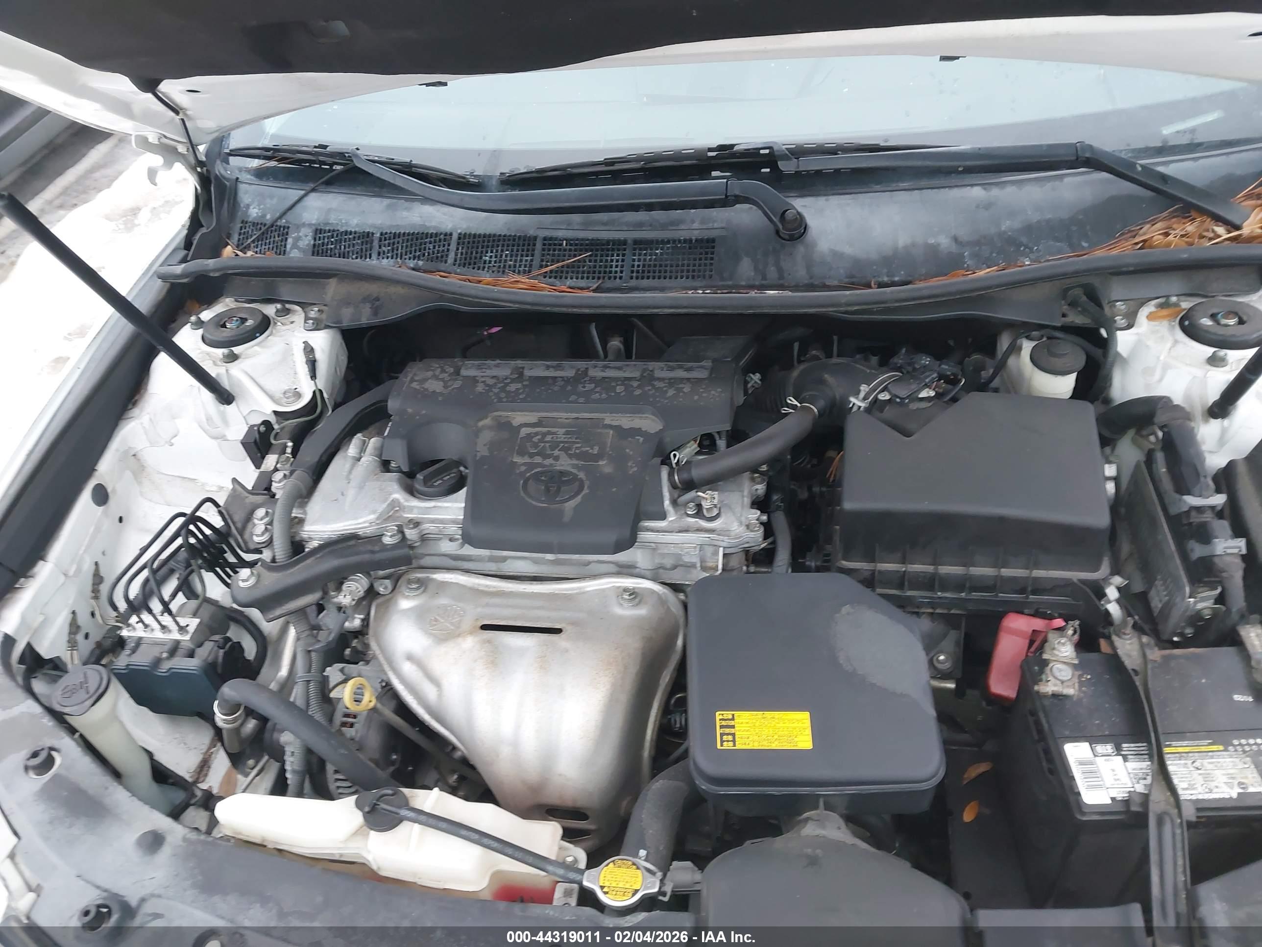 TOYOTA CAMRY image 10