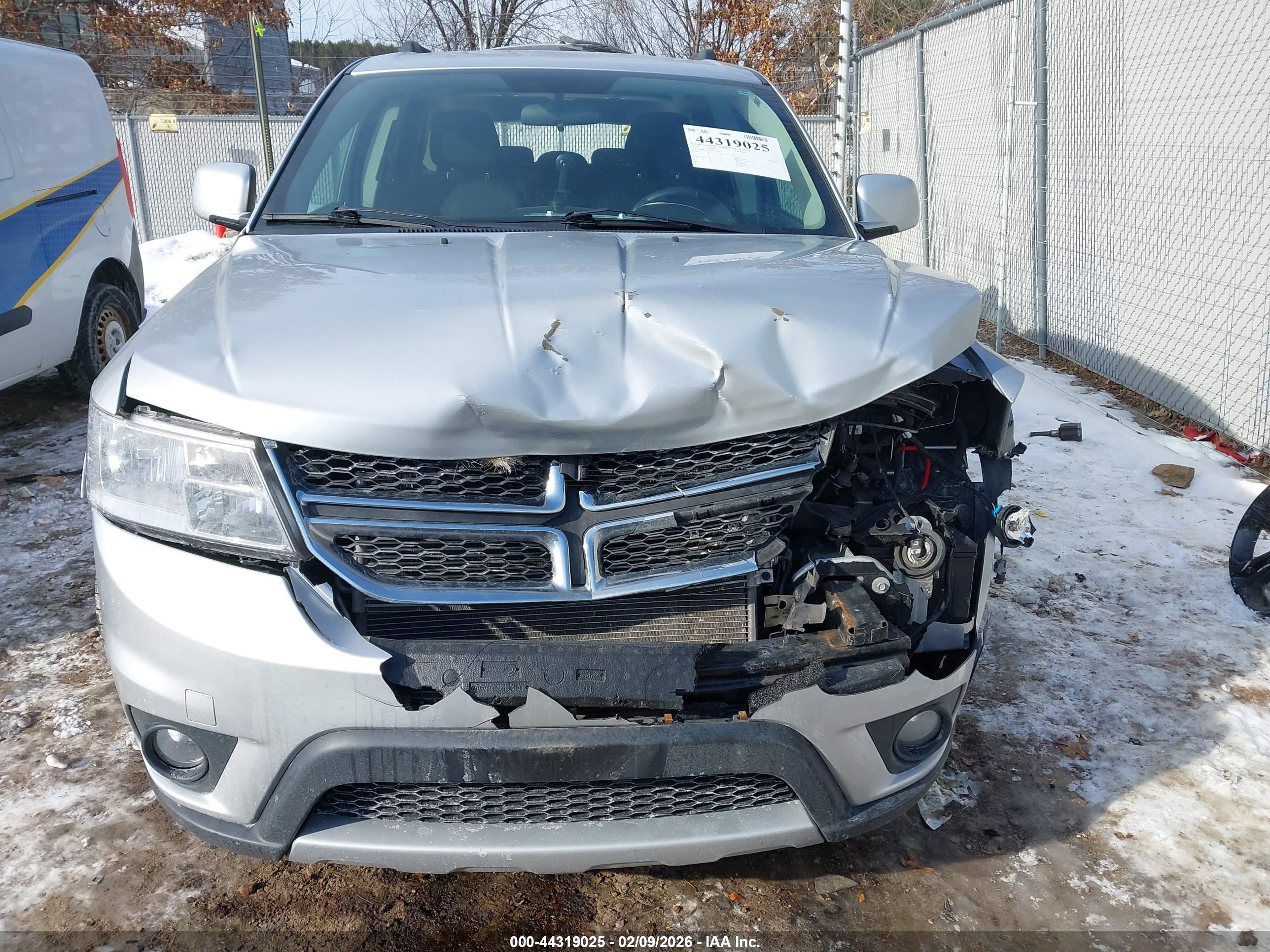 DODGE JOURNEY image 6