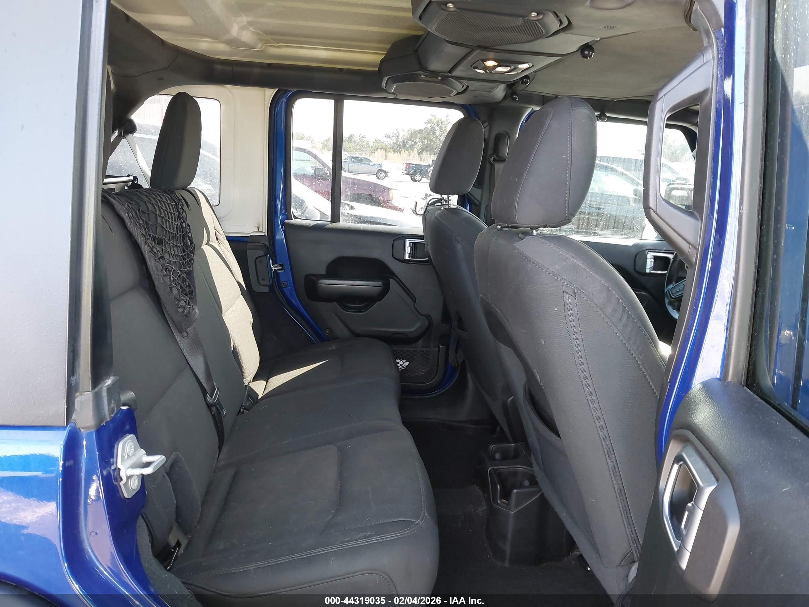 JEEP WRANGLER image 8