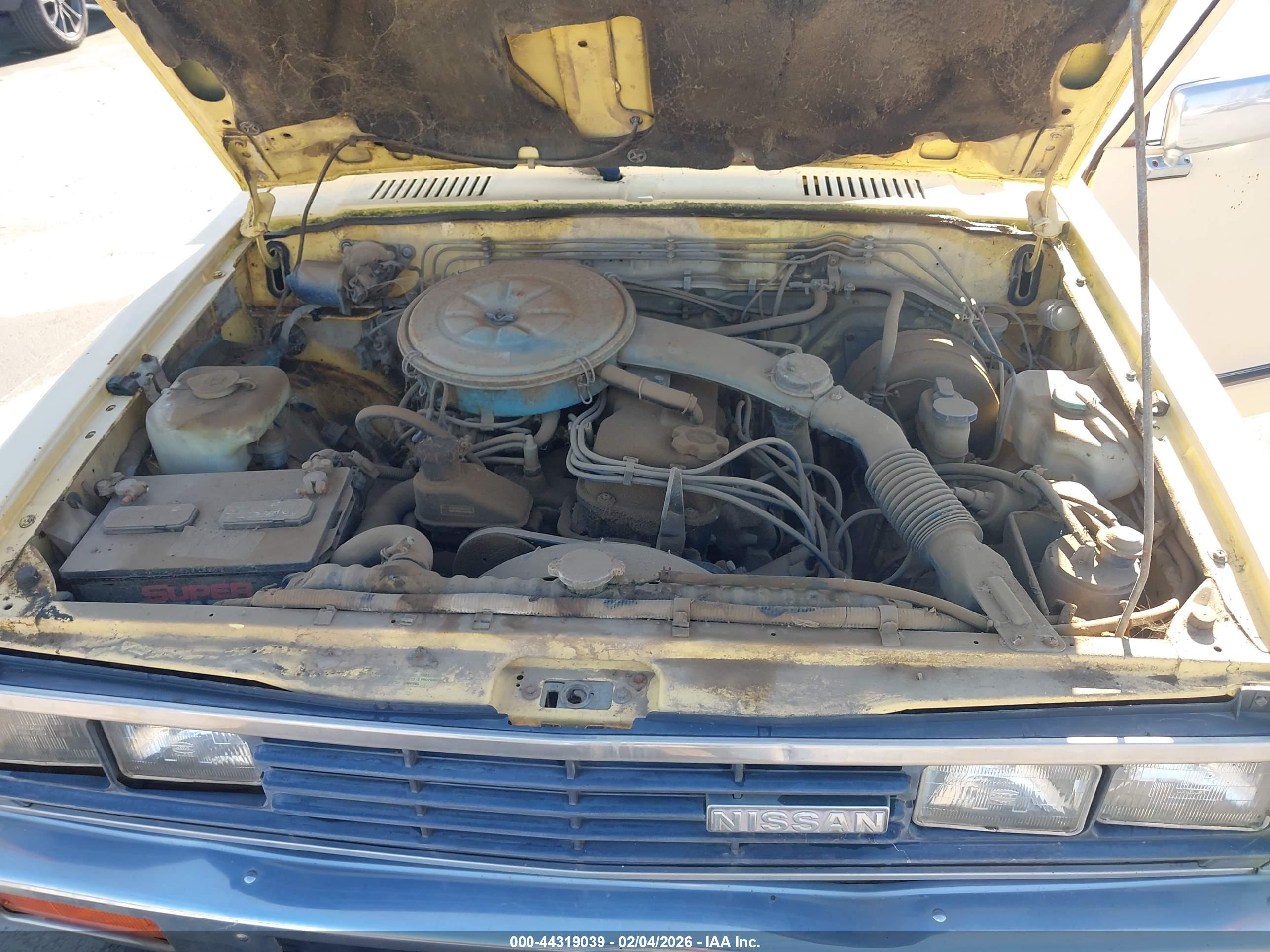 DATSUN 720 image 10