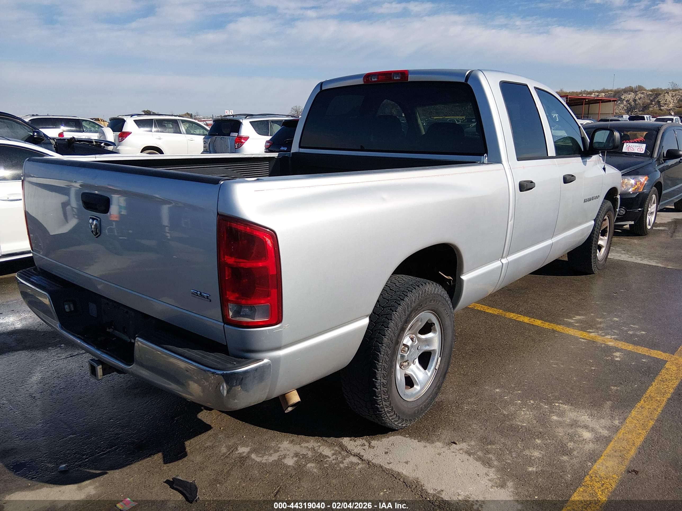 DODGE RAM image 4