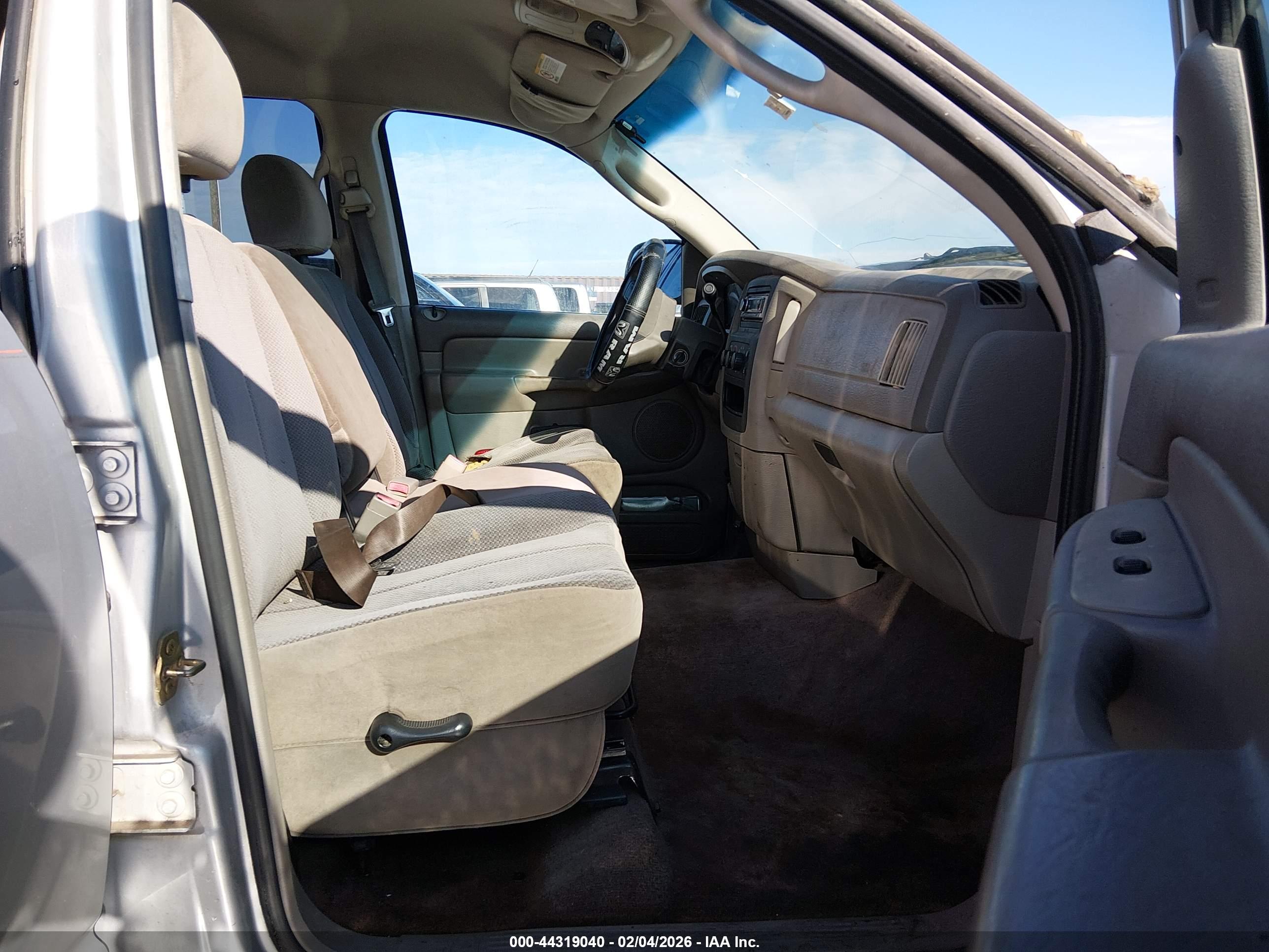 DODGE RAM image 5