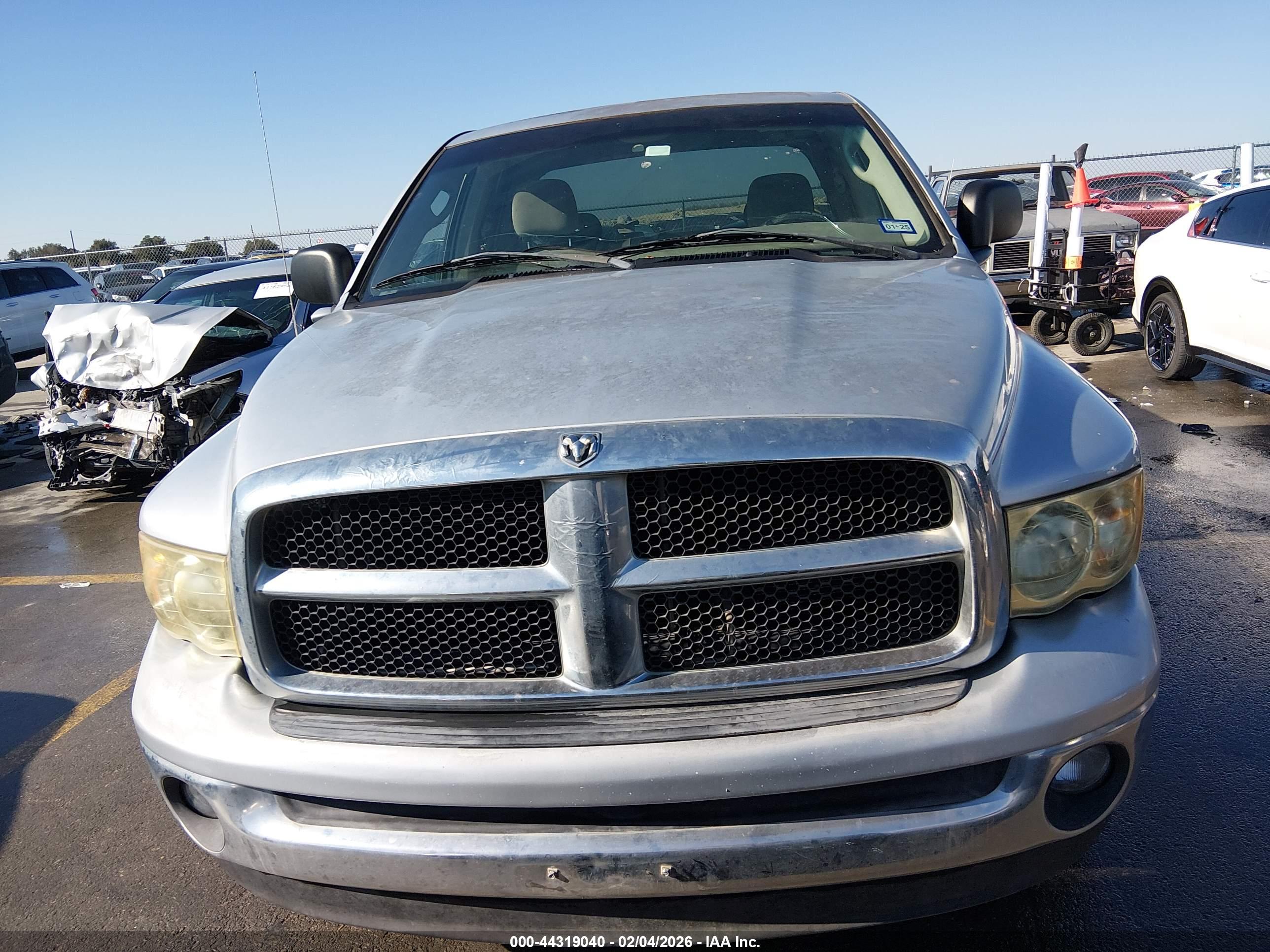 DODGE RAM image 6