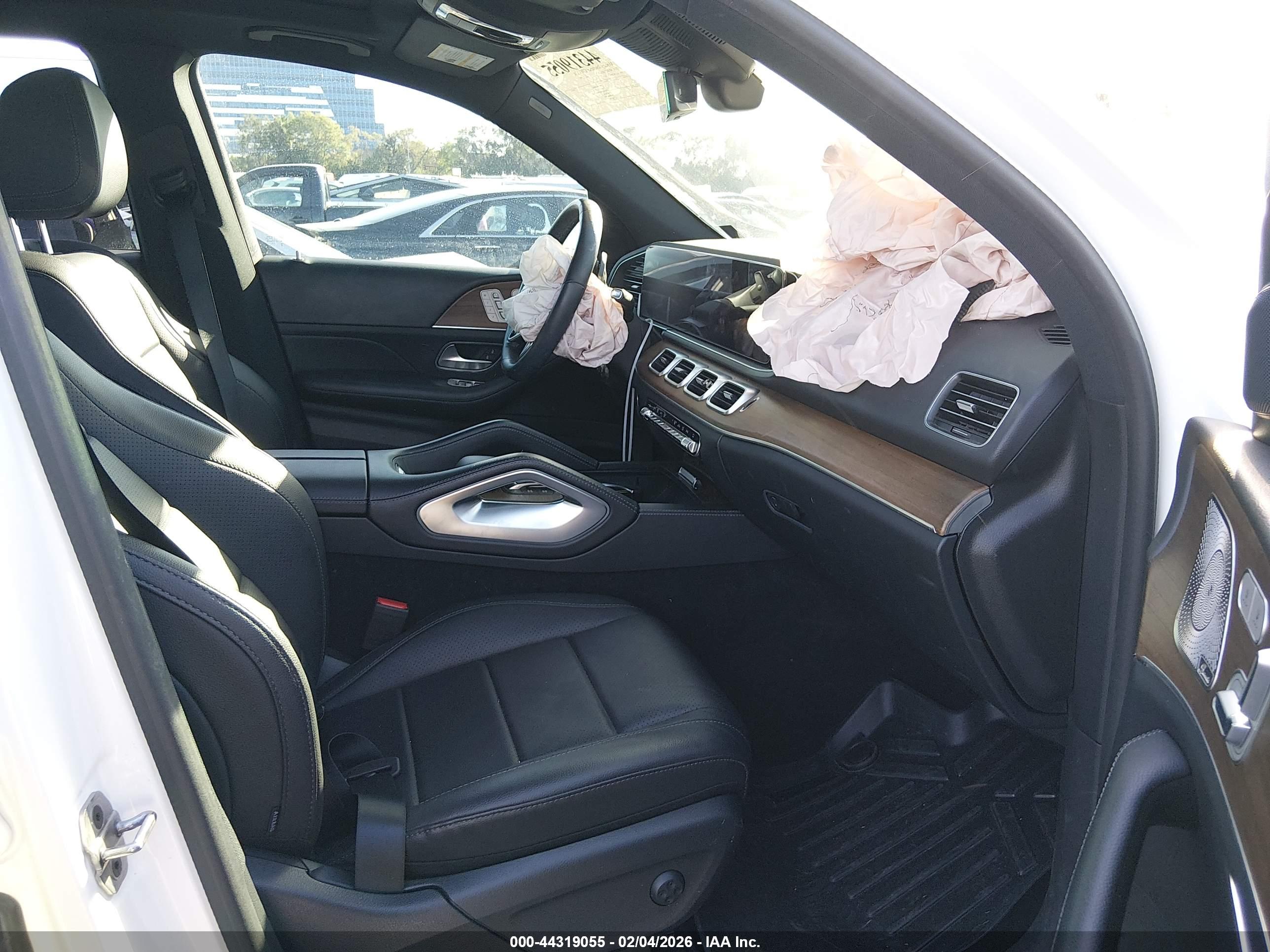 MERCEDES-BENZ GLE image 5