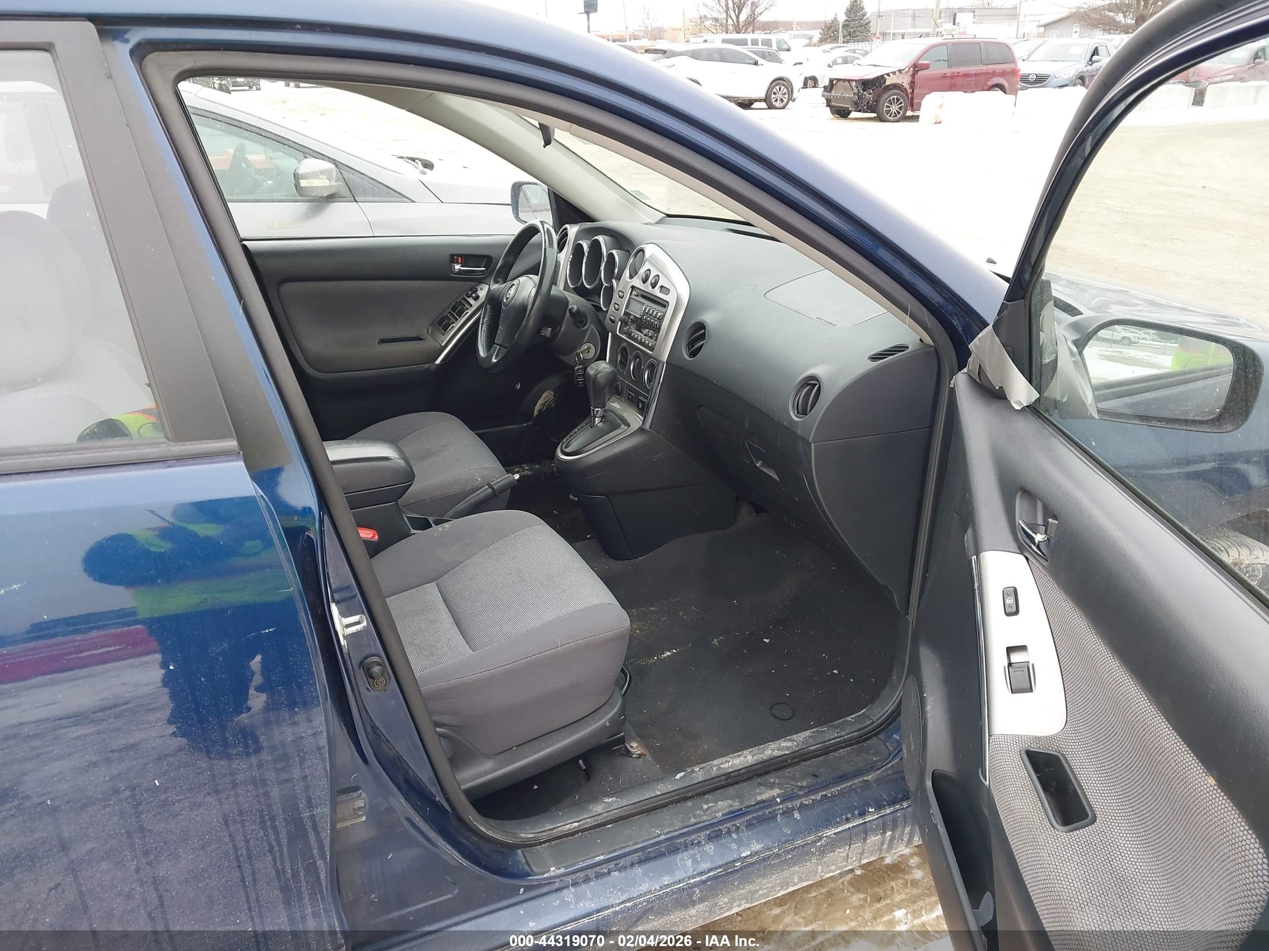 TOYOTA MATRIX image 5