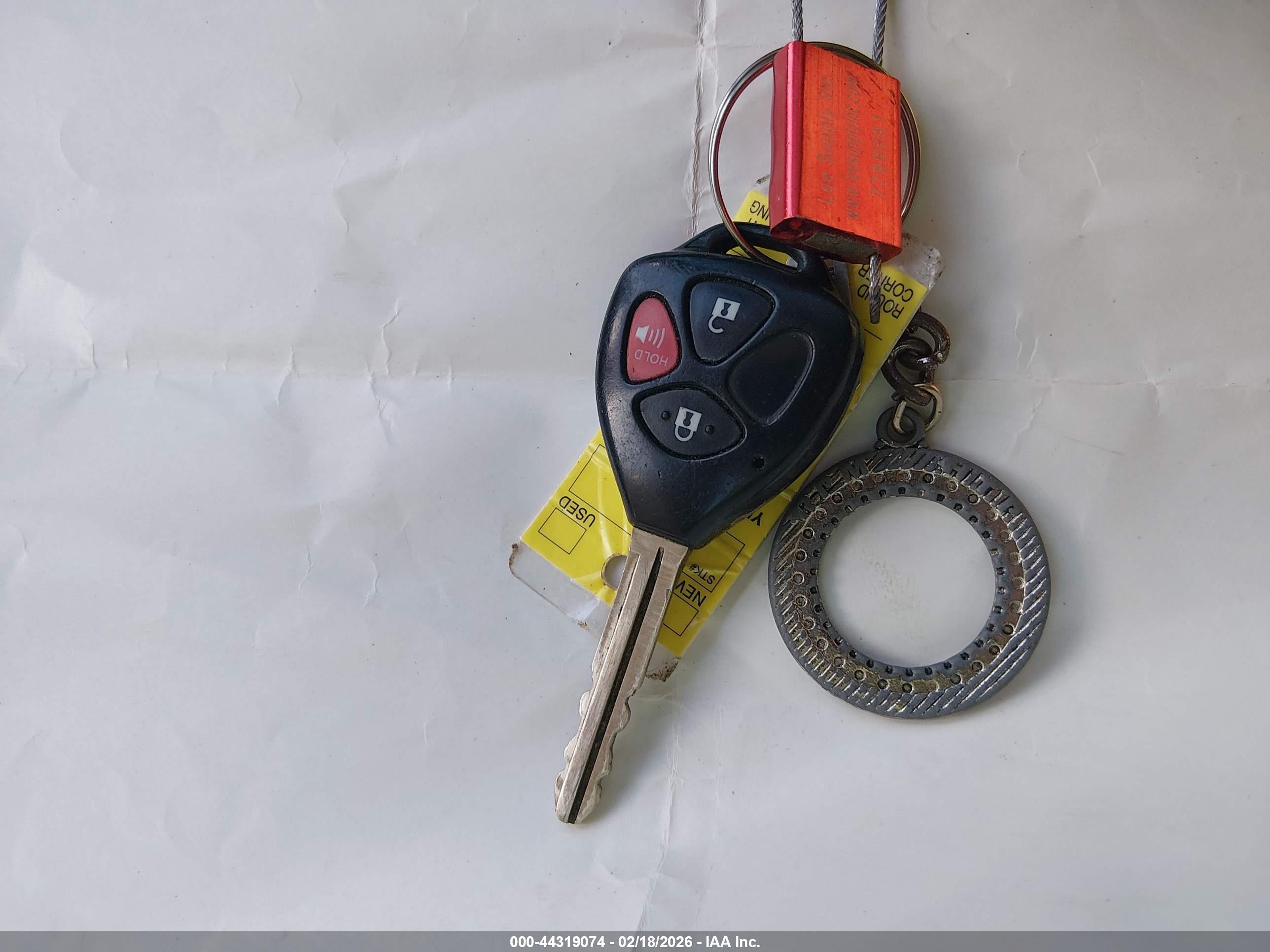 TOYOTA RAV4 image 11
