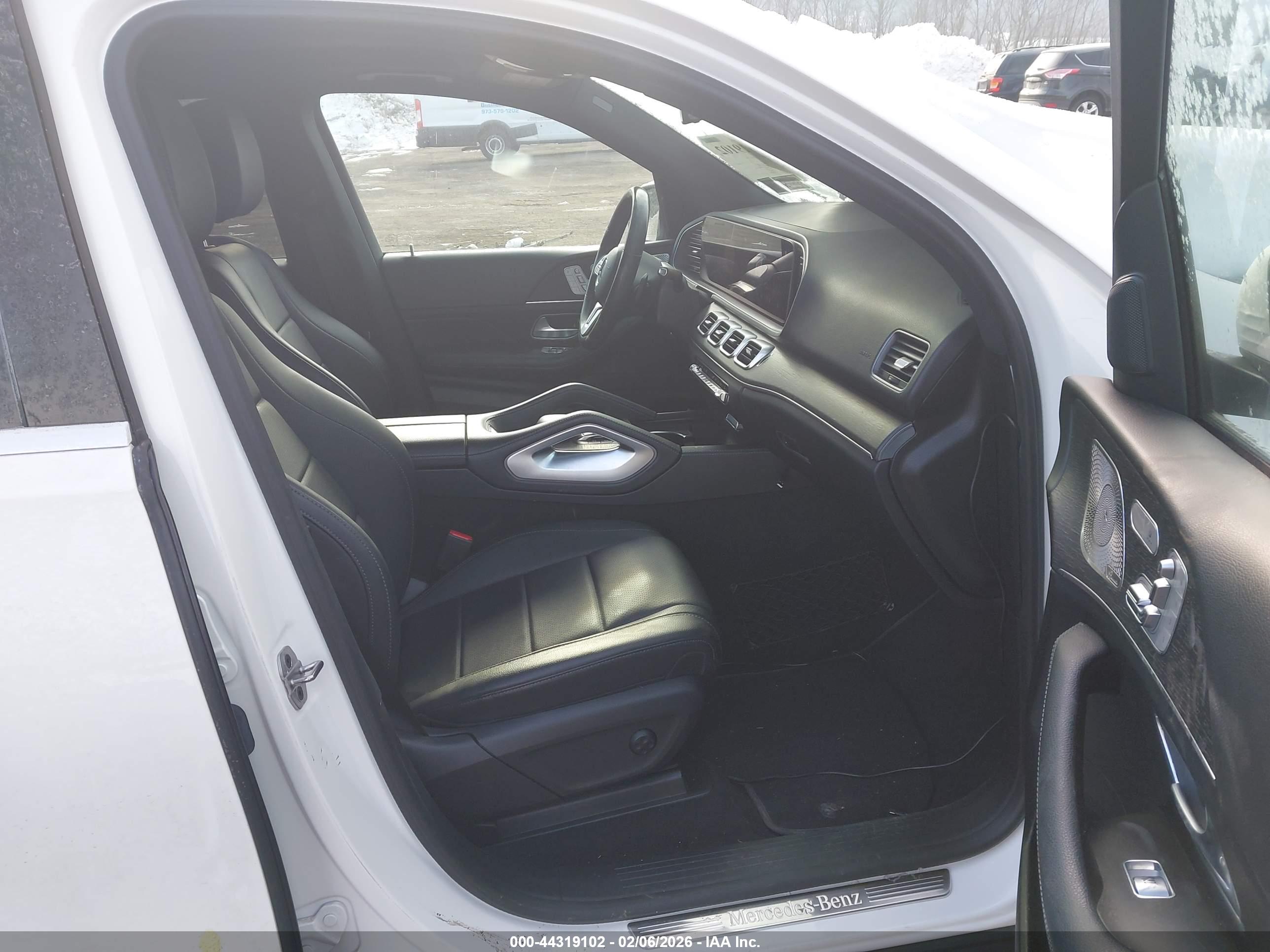 MERCEDES-BENZ GLE image 5