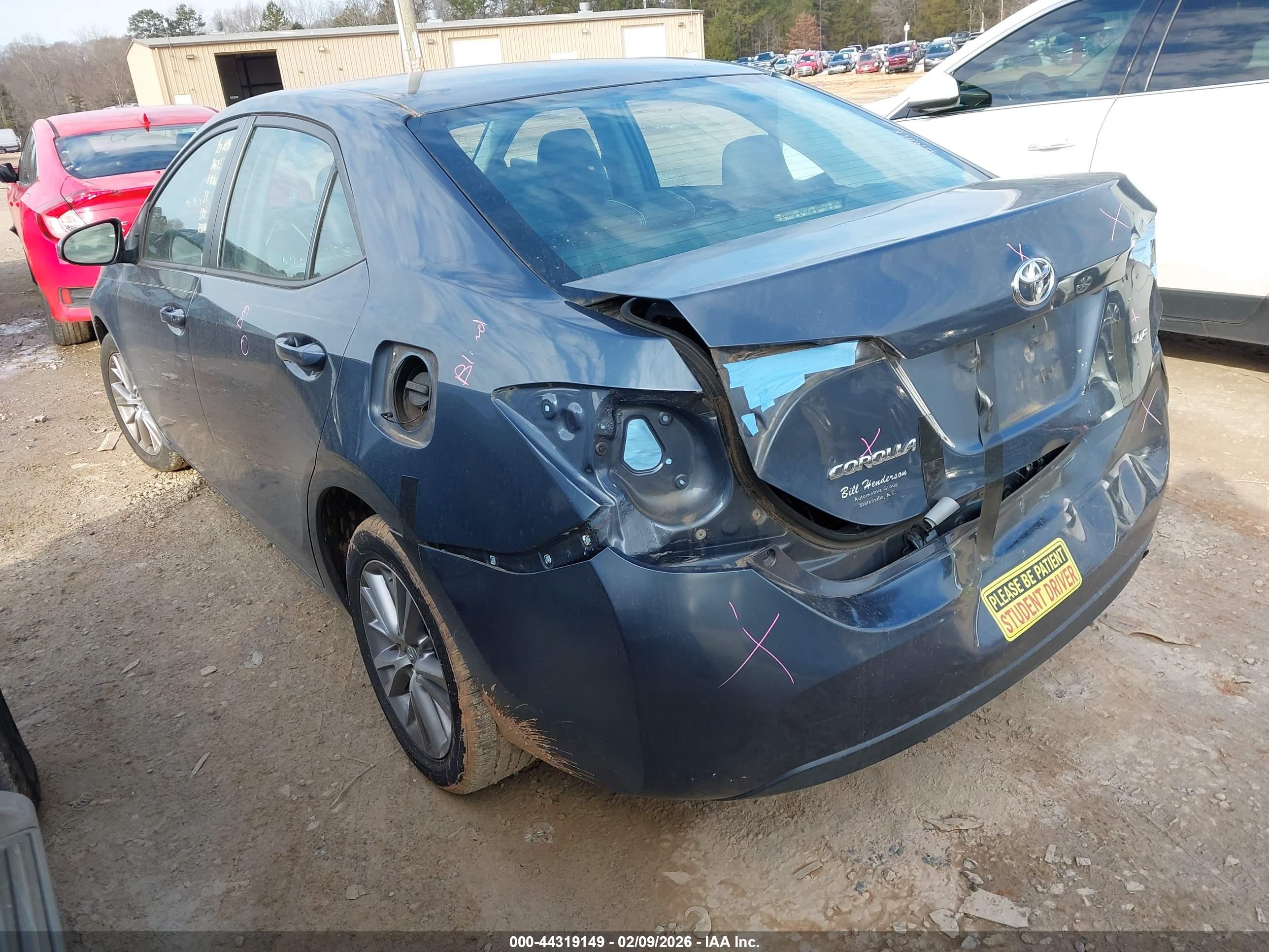 TOYOTA COROLLA image 3