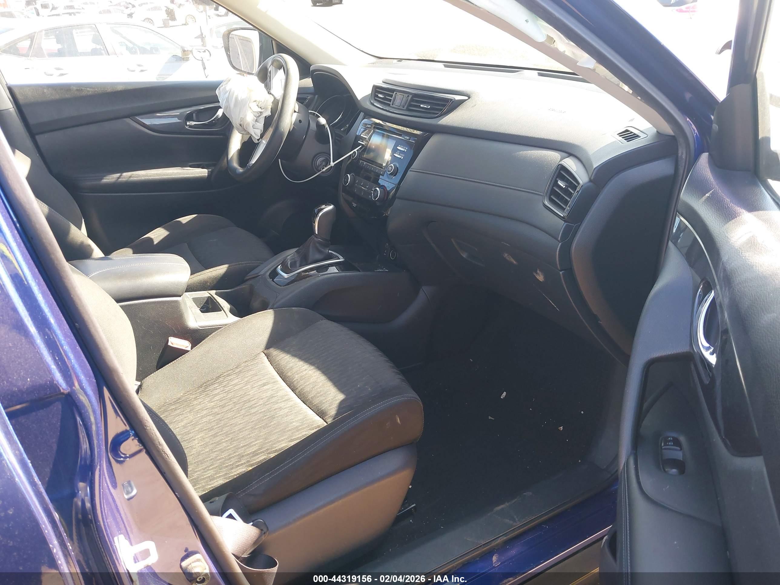 NISSAN ROGUE image 5