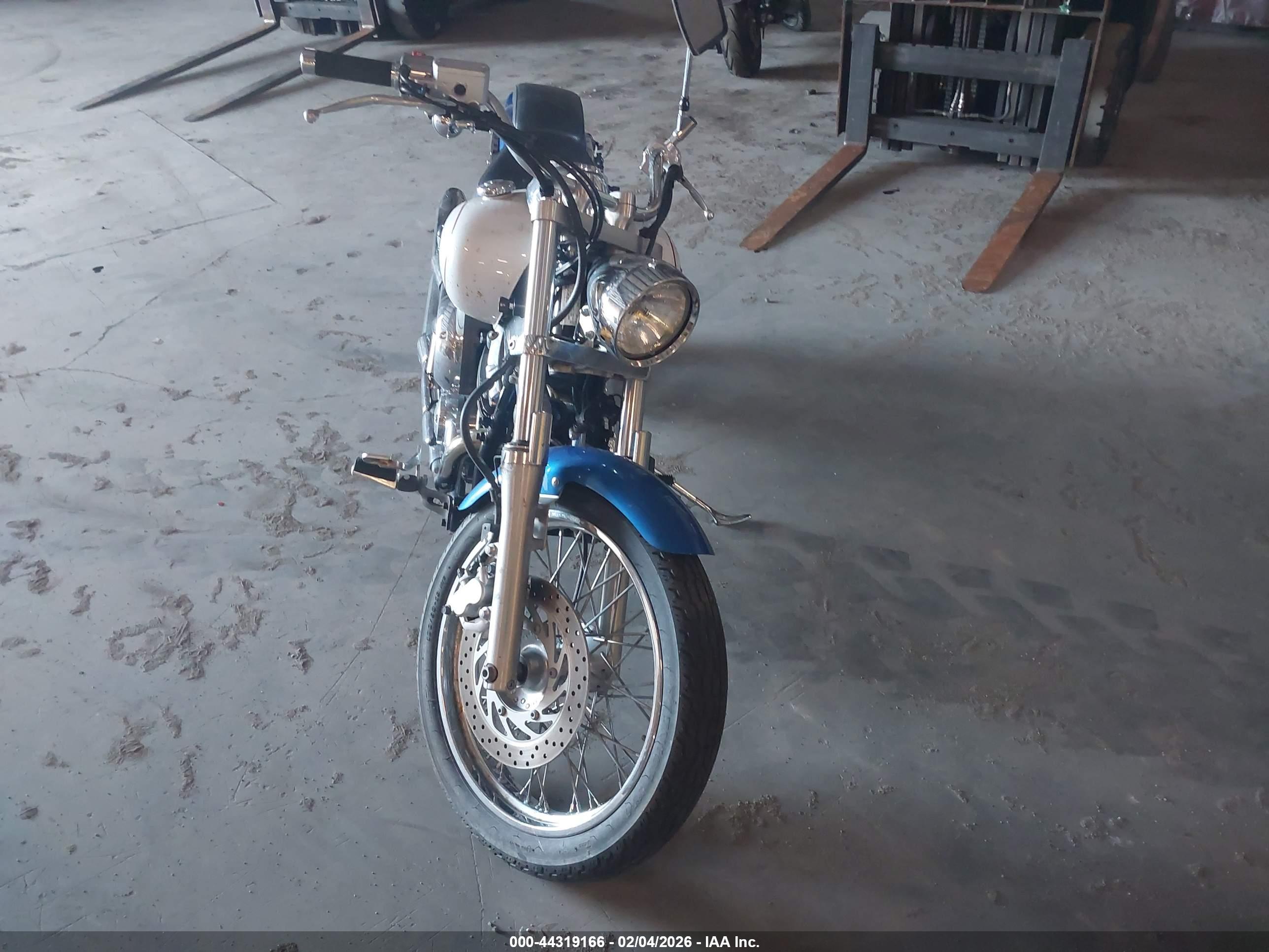 YAMAHA XVS650 image 5