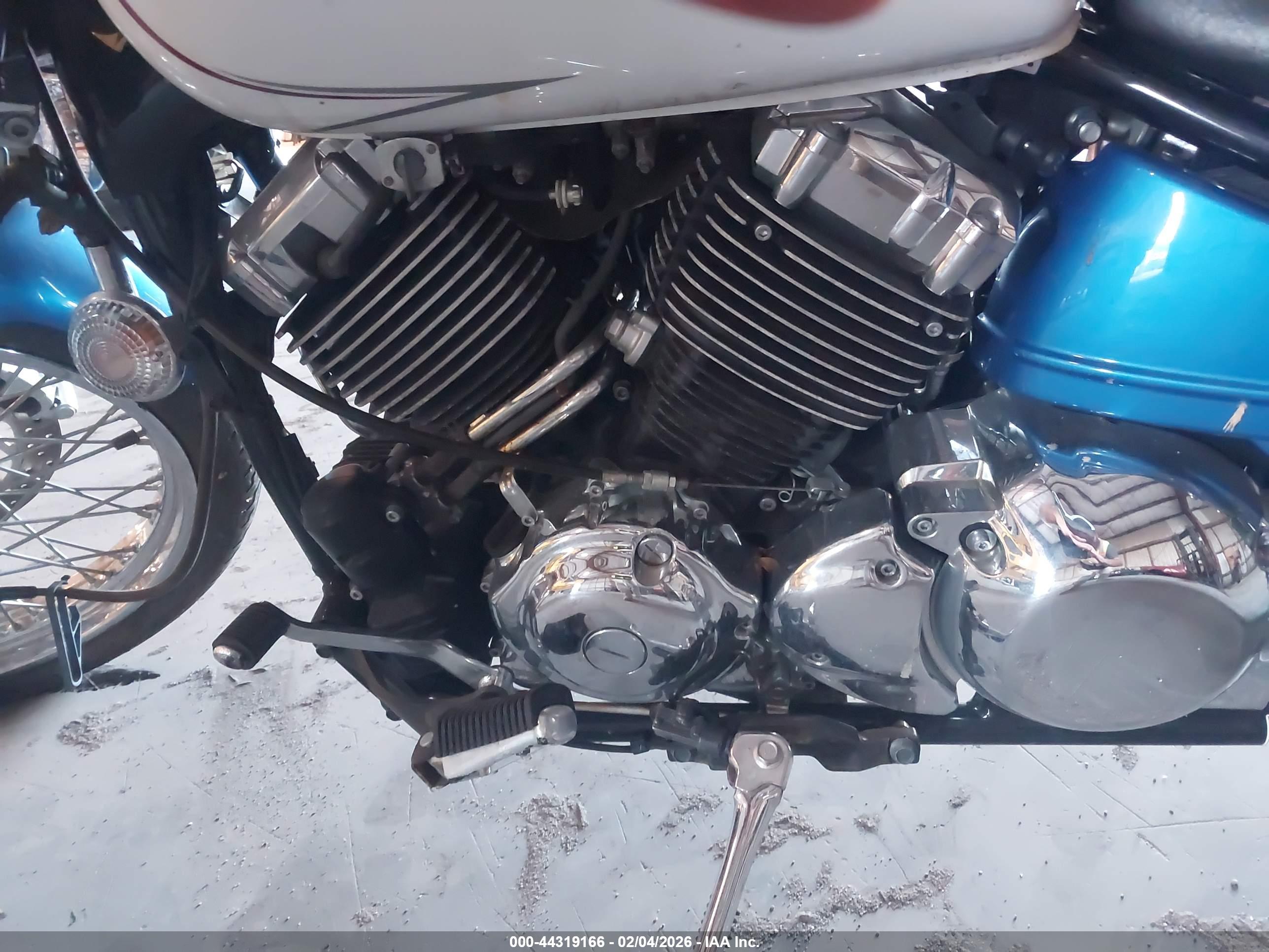 YAMAHA XVS650 image 9