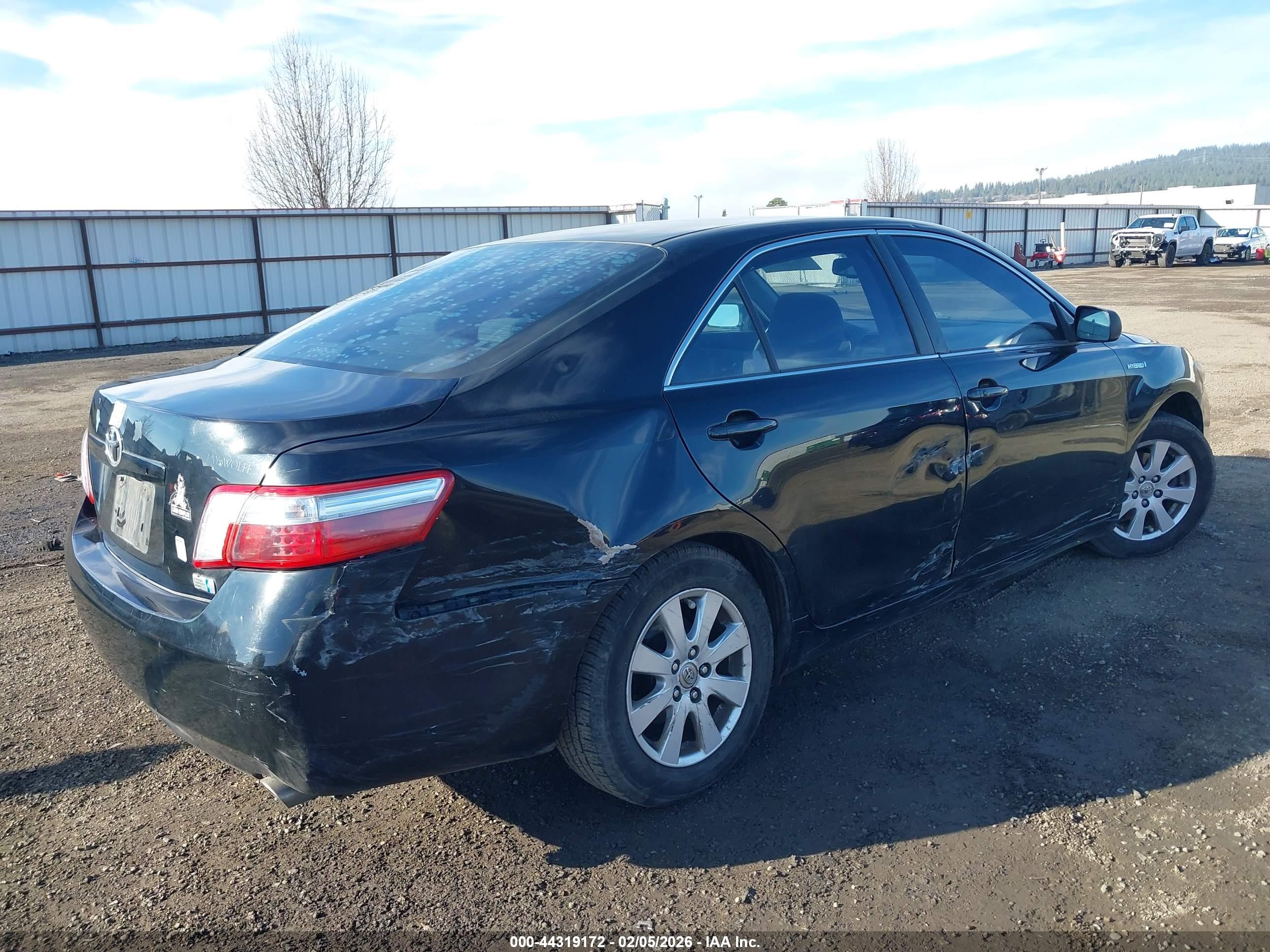 TOYOTA CAMRY image 4