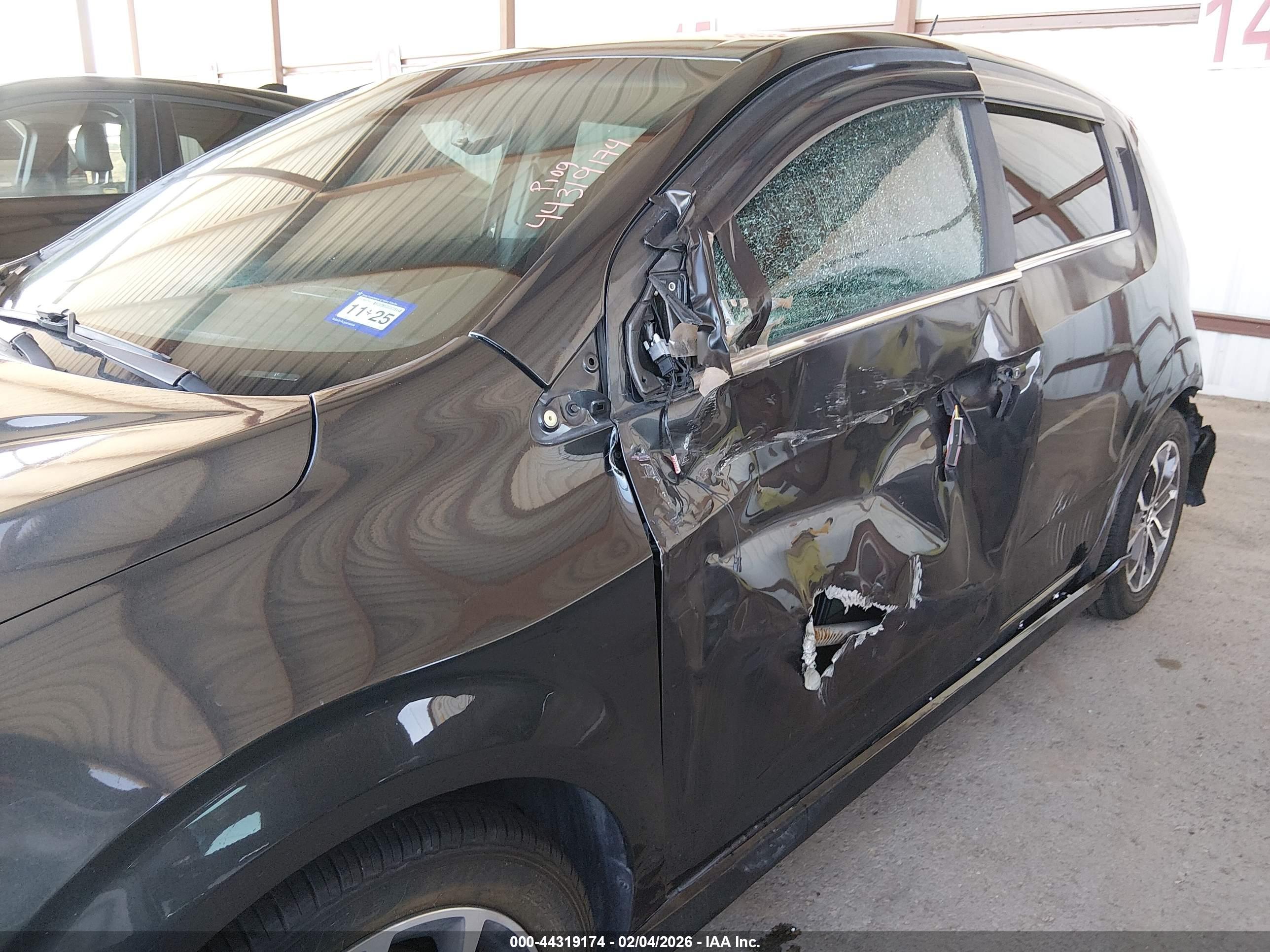 CHEVROLET SONIC image 6
