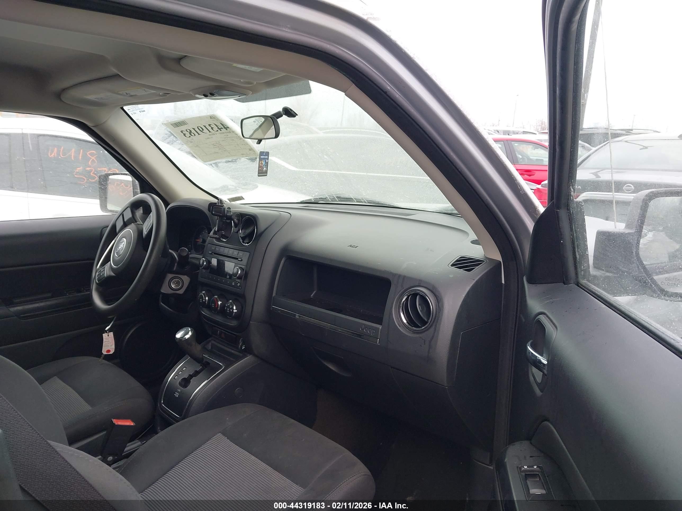 JEEP PATRIOT image 5