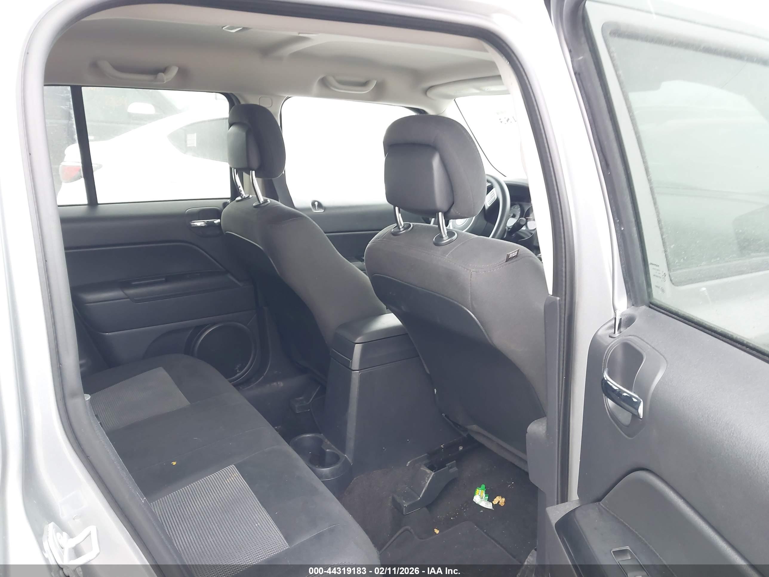 JEEP PATRIOT image 8