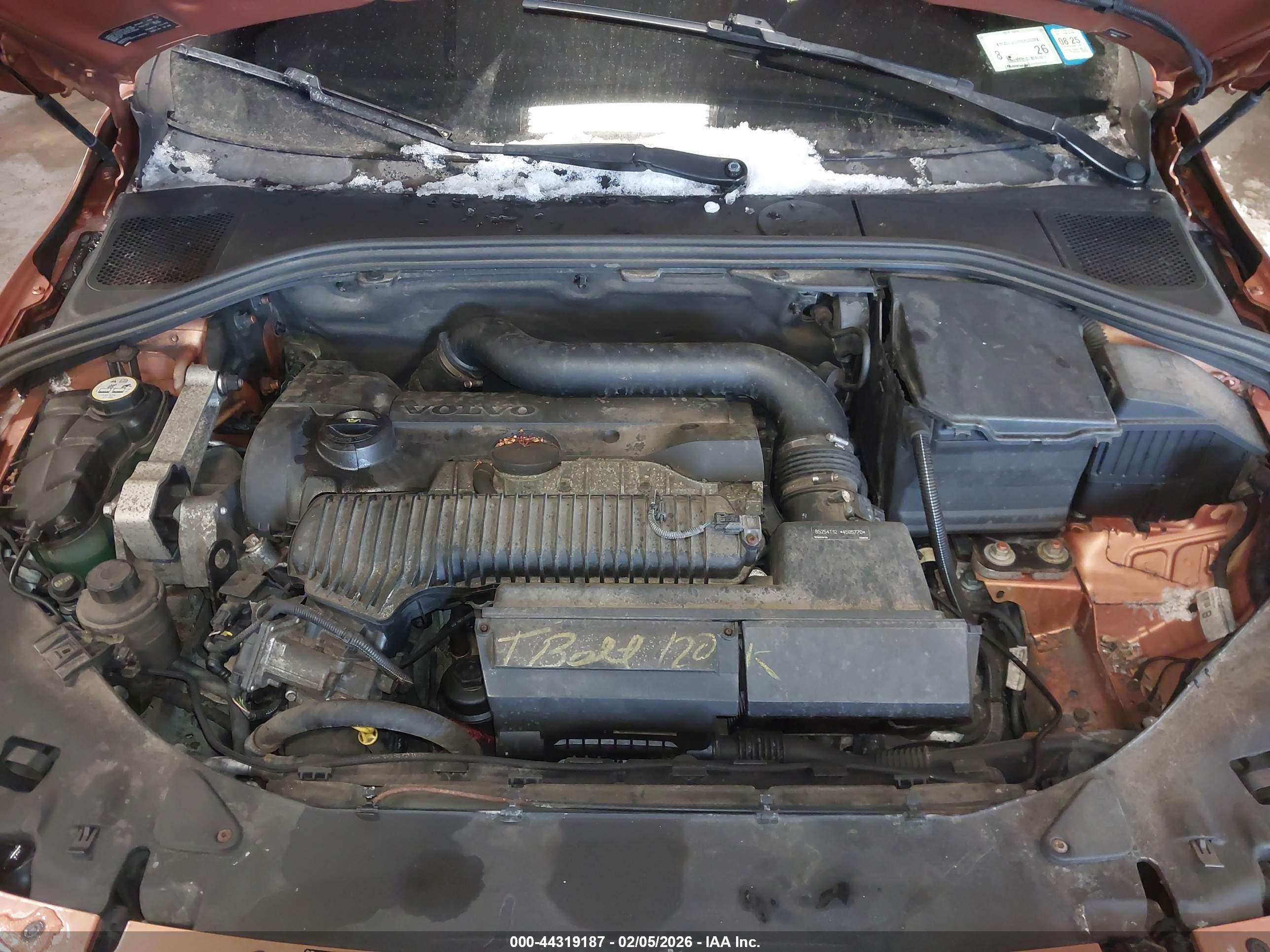 VOLVO S60 image 10