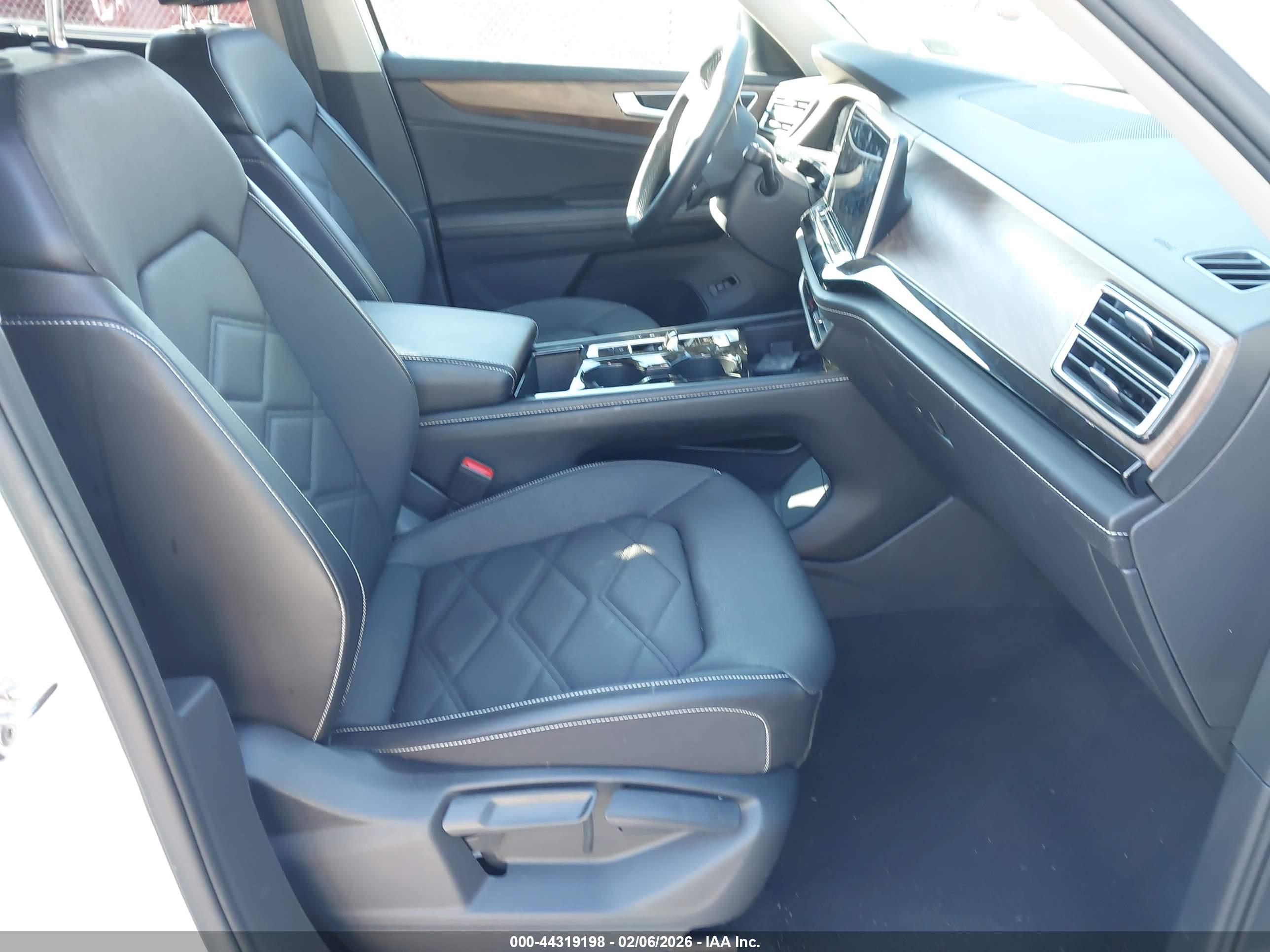 VOLKSWAGEN ATLAS image 5