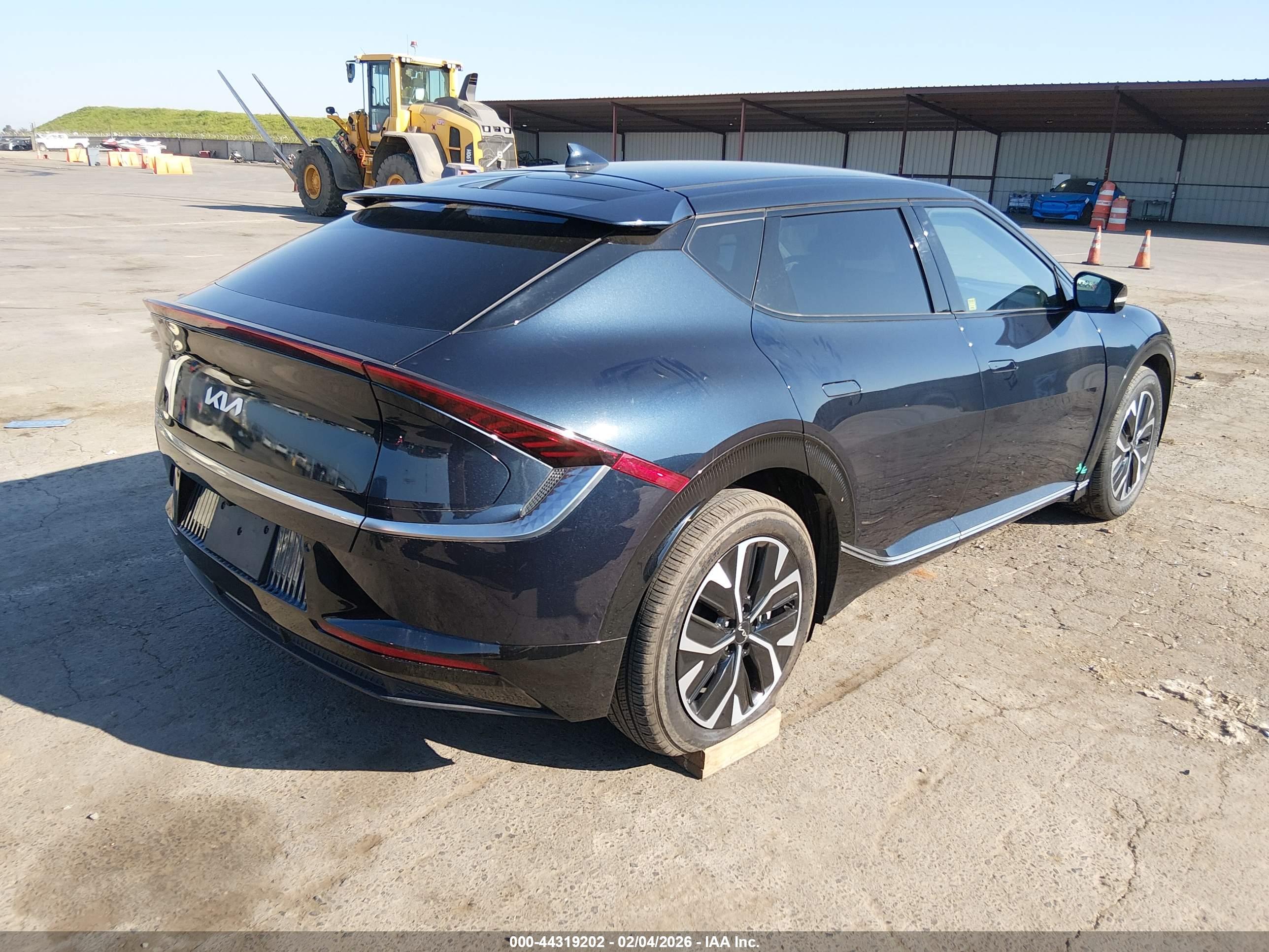 KIA EV6 image 4